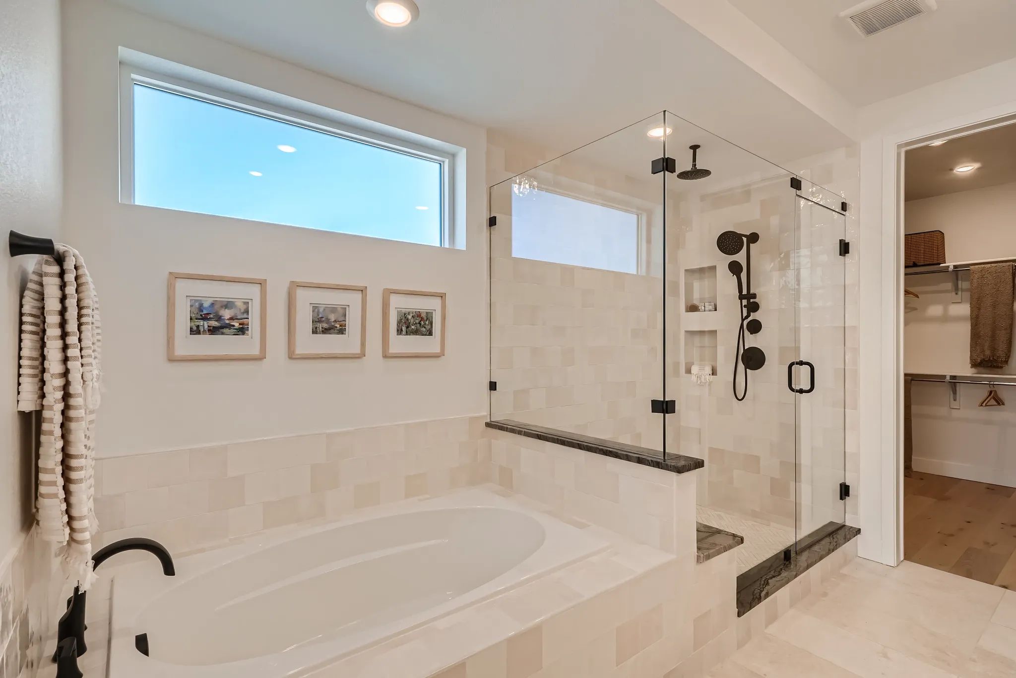 Scout Model Primary Tub + Shower