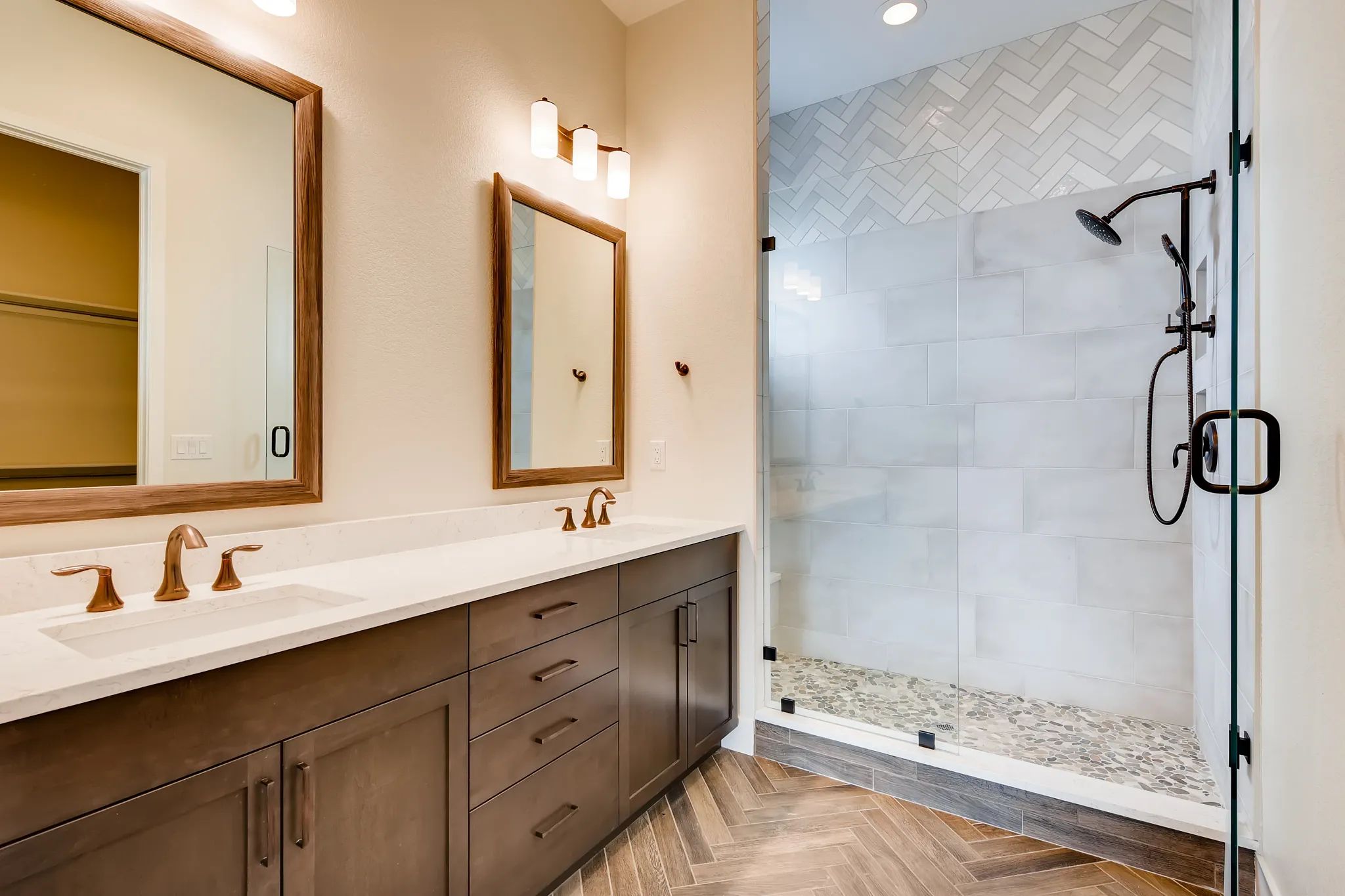 Heritage Primary Bath