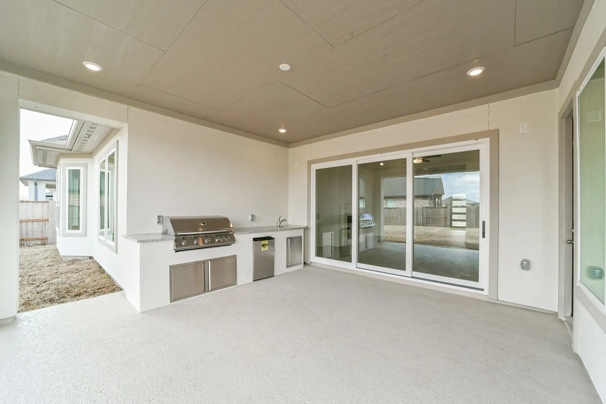 Plan 6005 upgraded patio