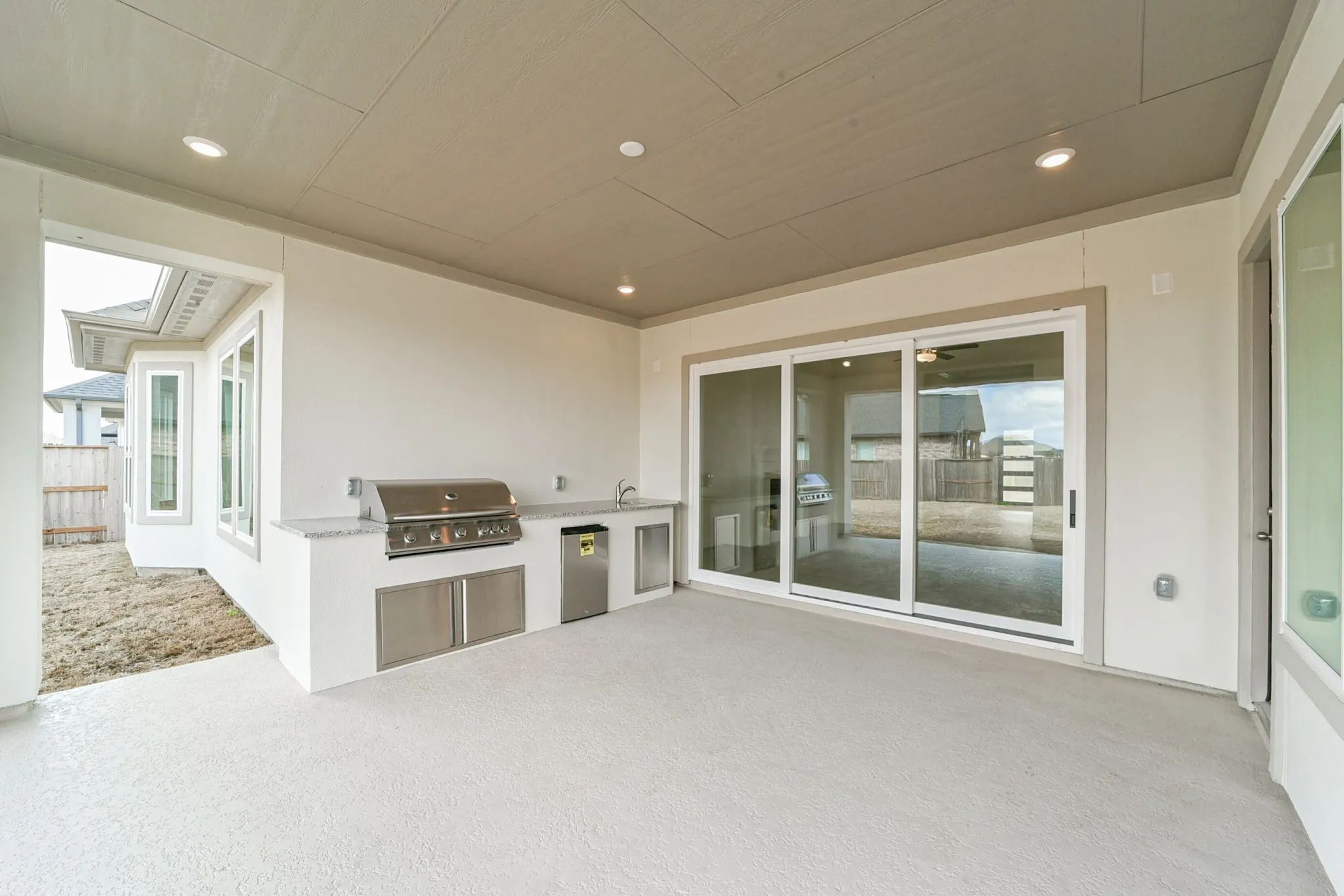 Plan 6005 upgraded patio