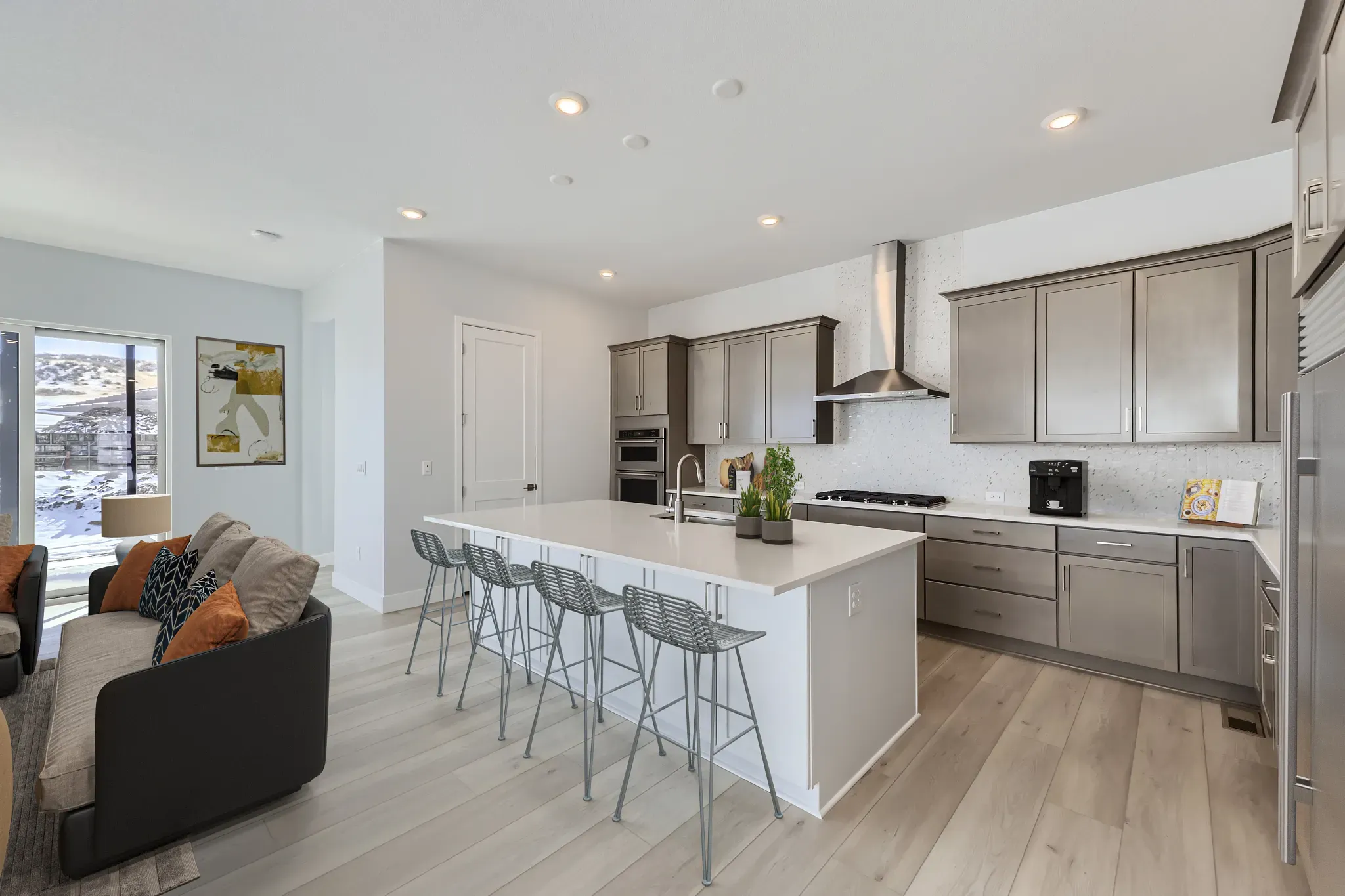 Stevie - Kitchen - Virtually Staged