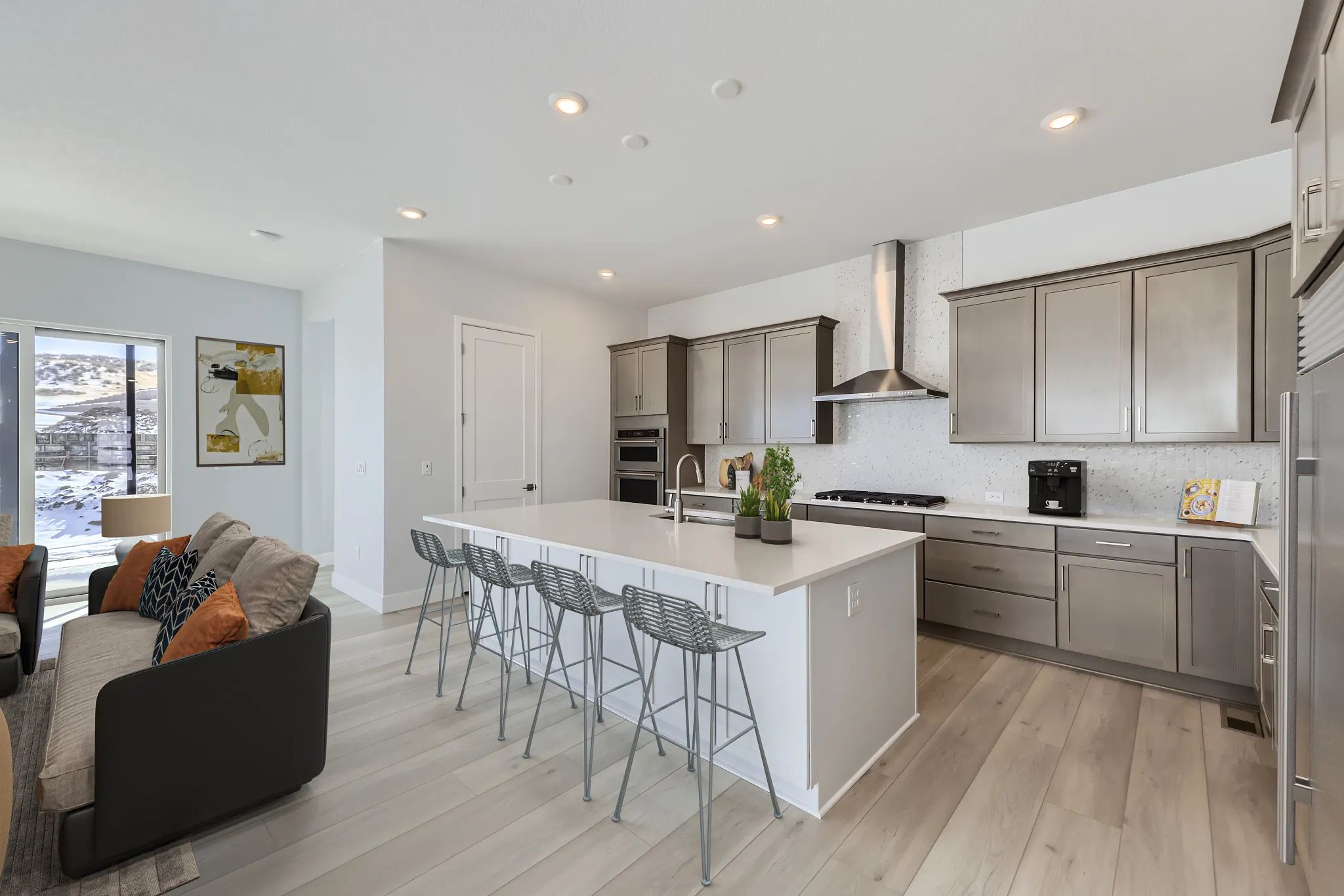 Stevie - Kitchen - Virtually Staged