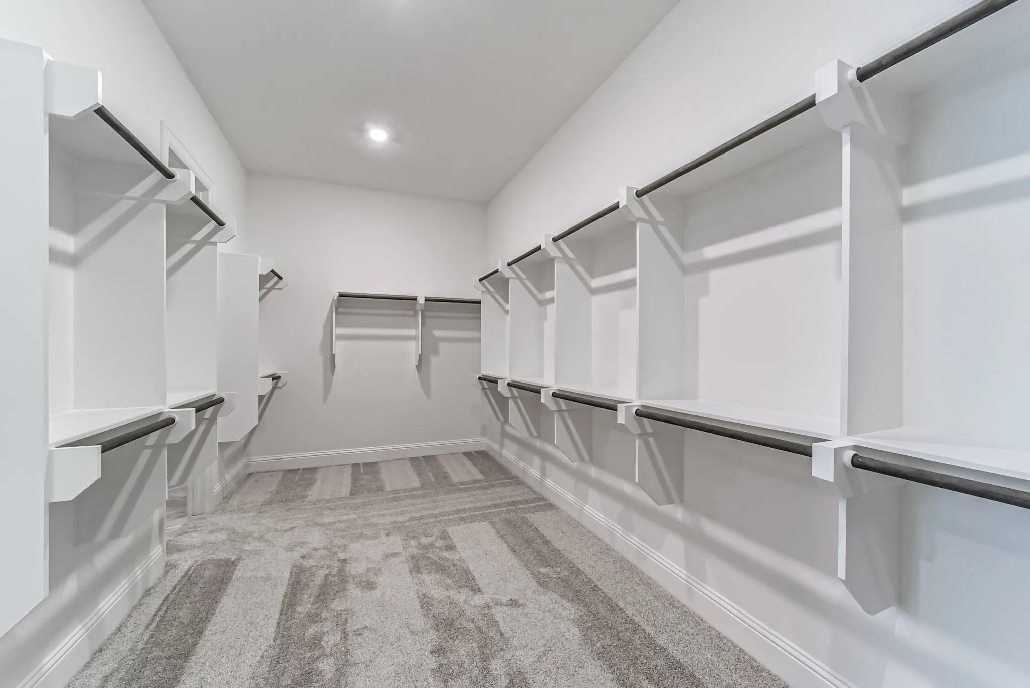 Plan 6005 upgraded closet