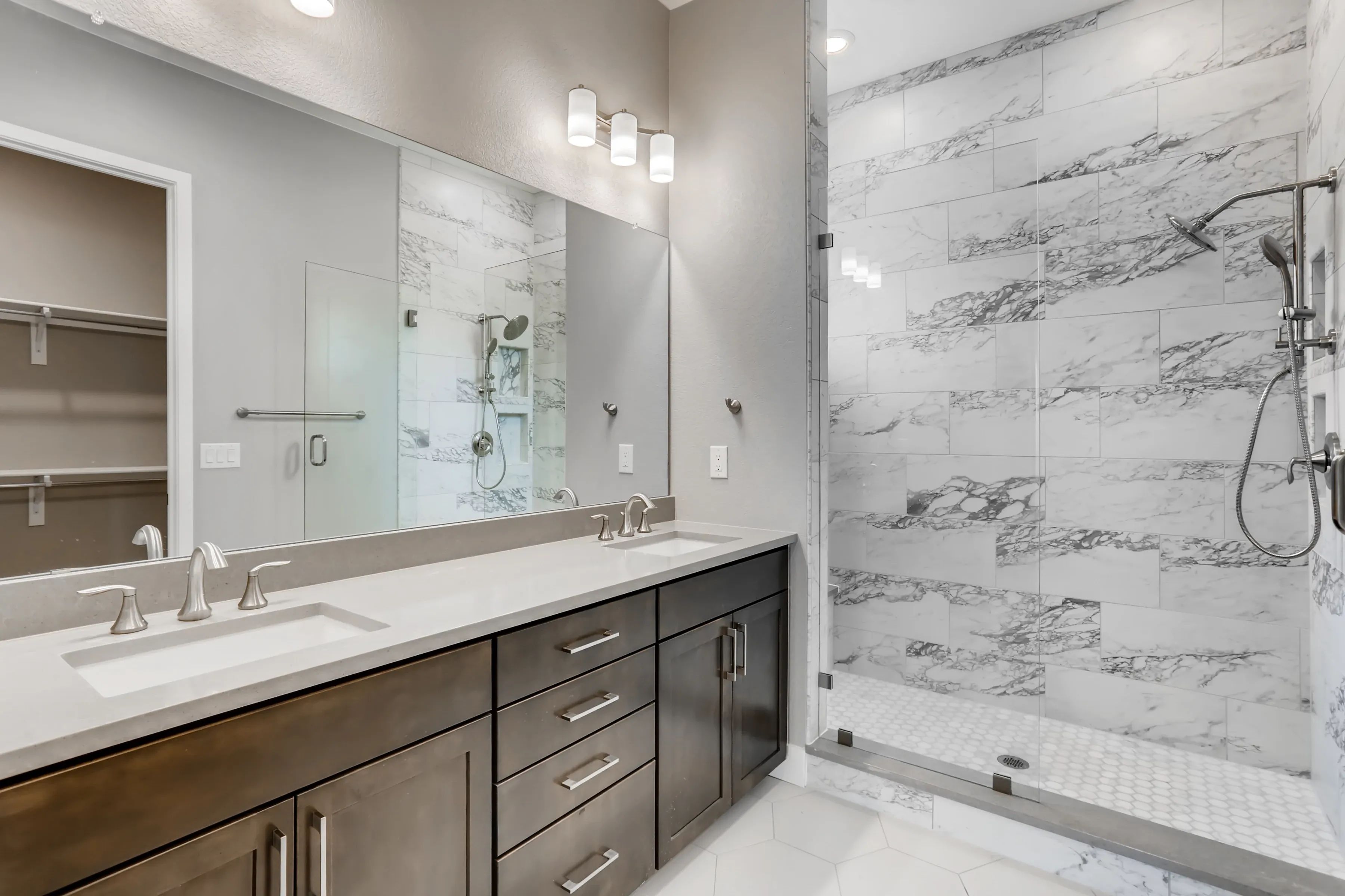 Heritage Primary Bath