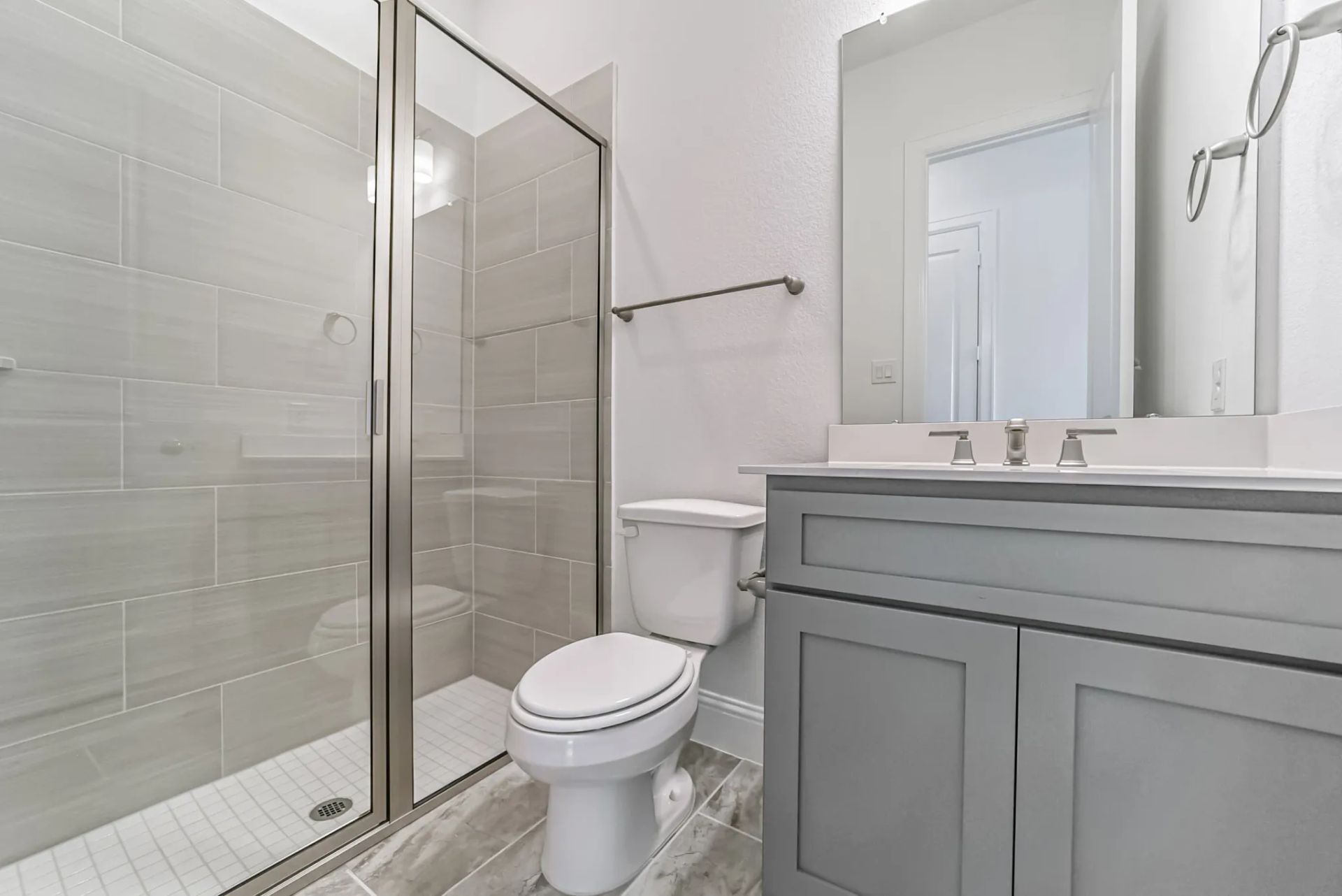 Plan 6005 bath 3