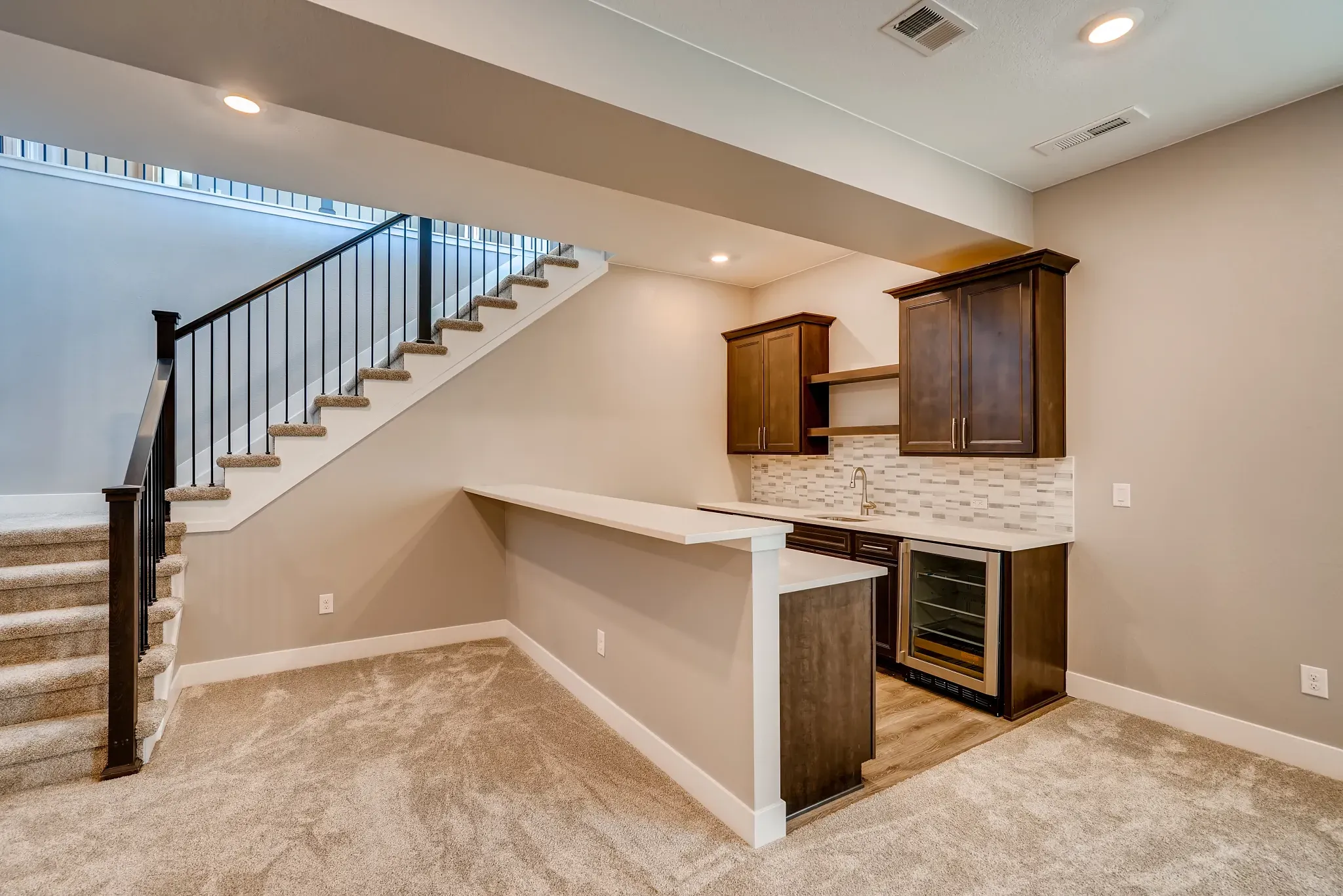 Finished Basement Wet Bar