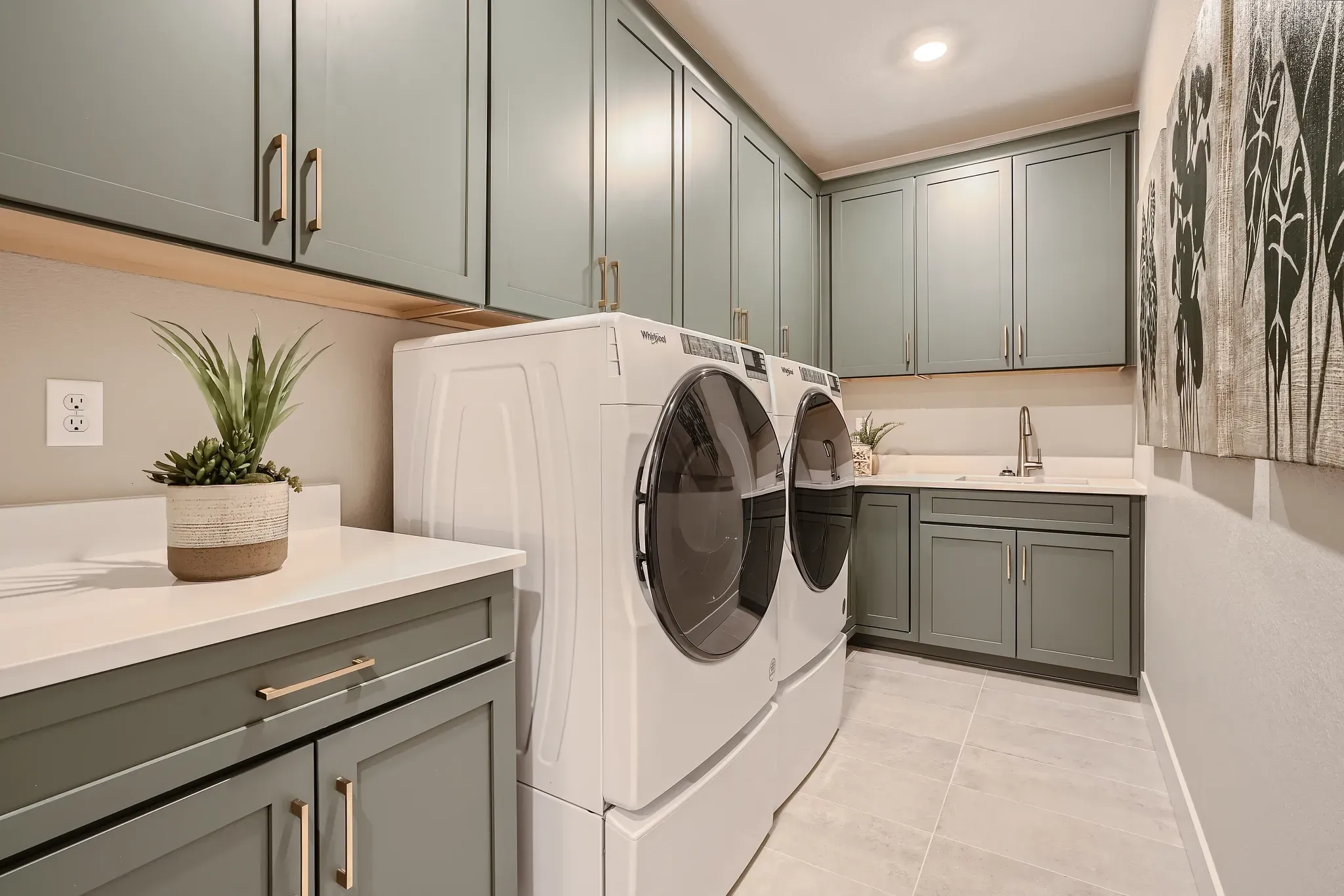 Marlow Model Laundry