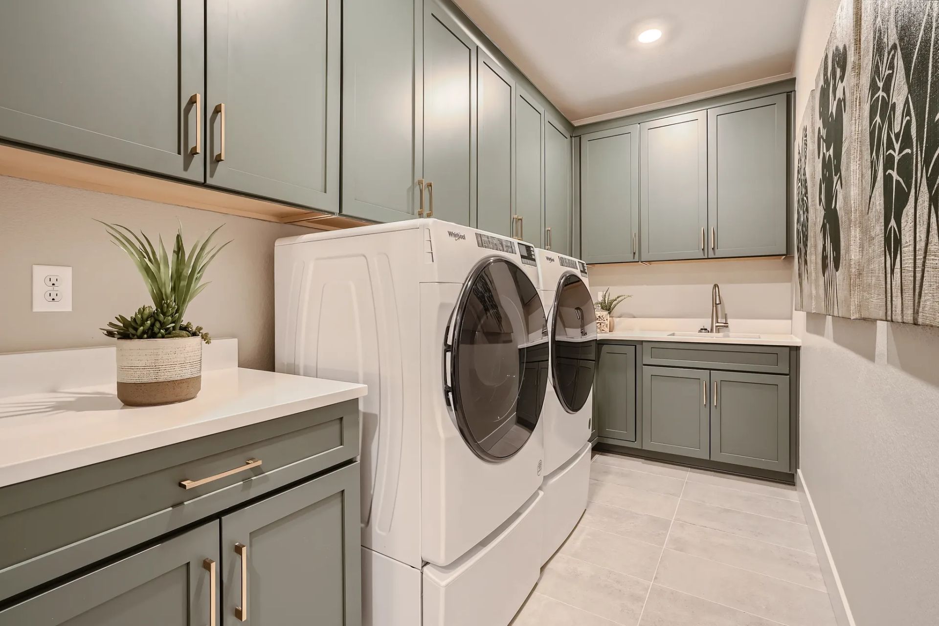 Marlow Model Laundry