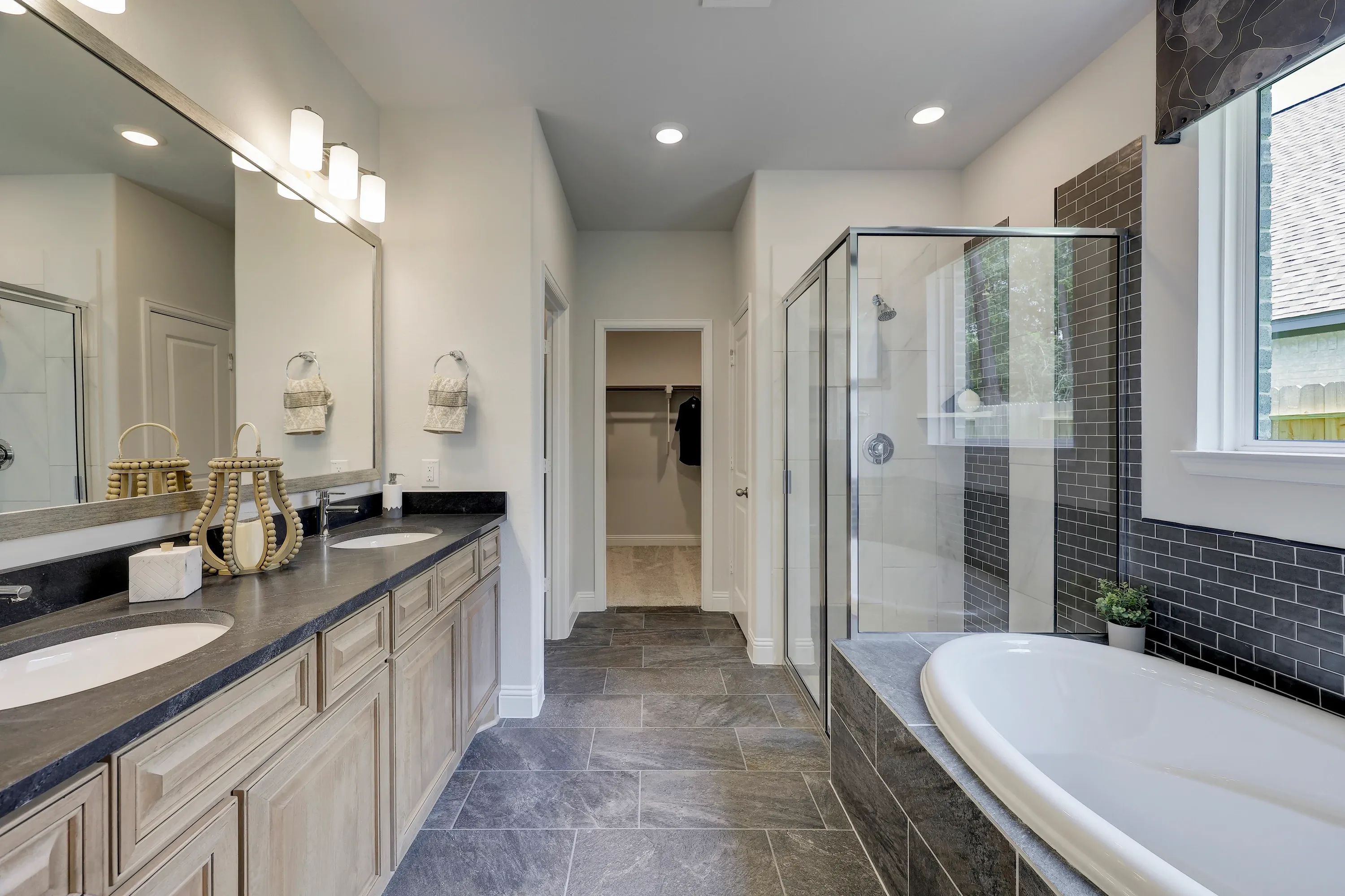 Model home primary bath