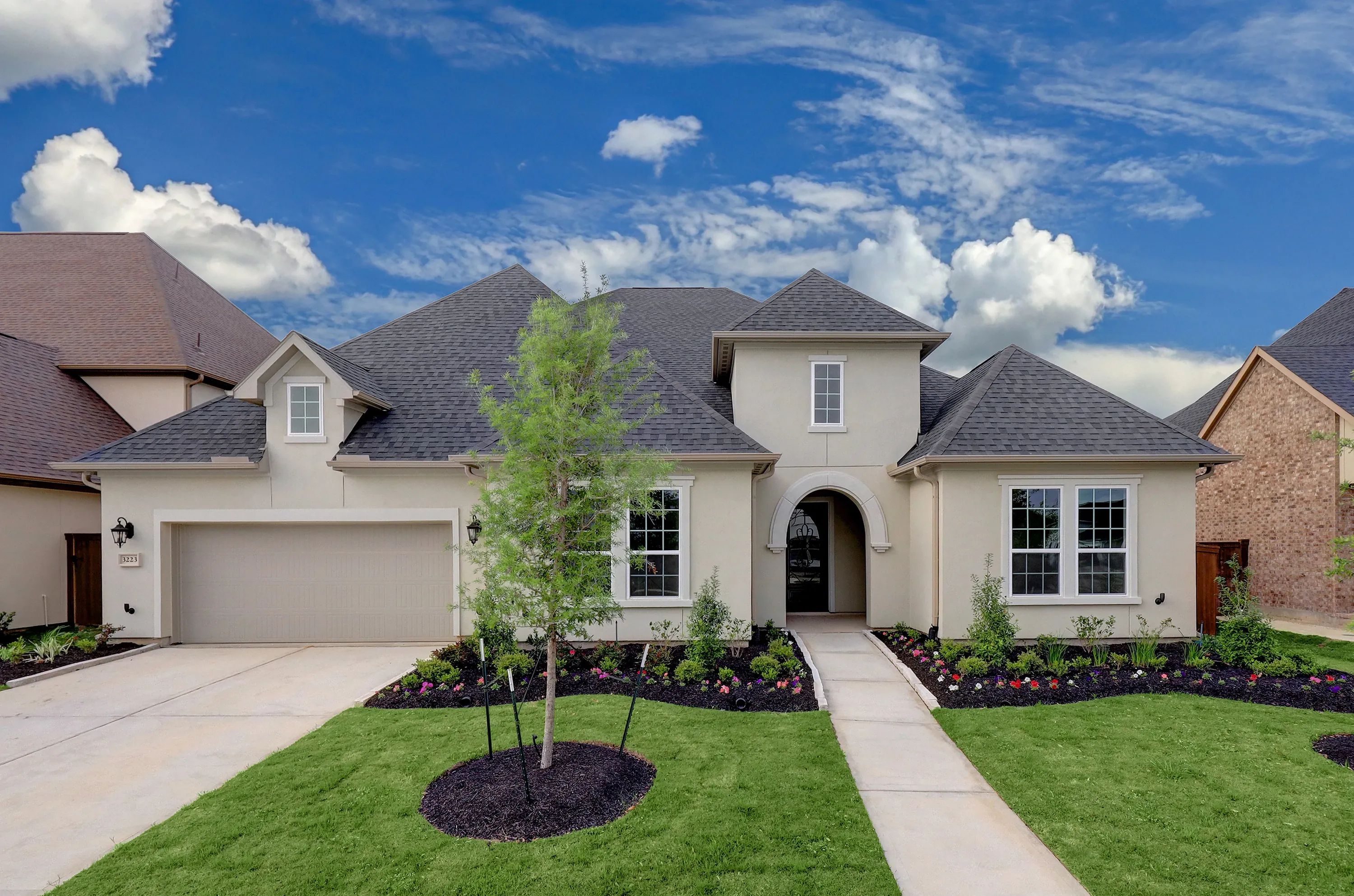 Plan 6025 B exterior