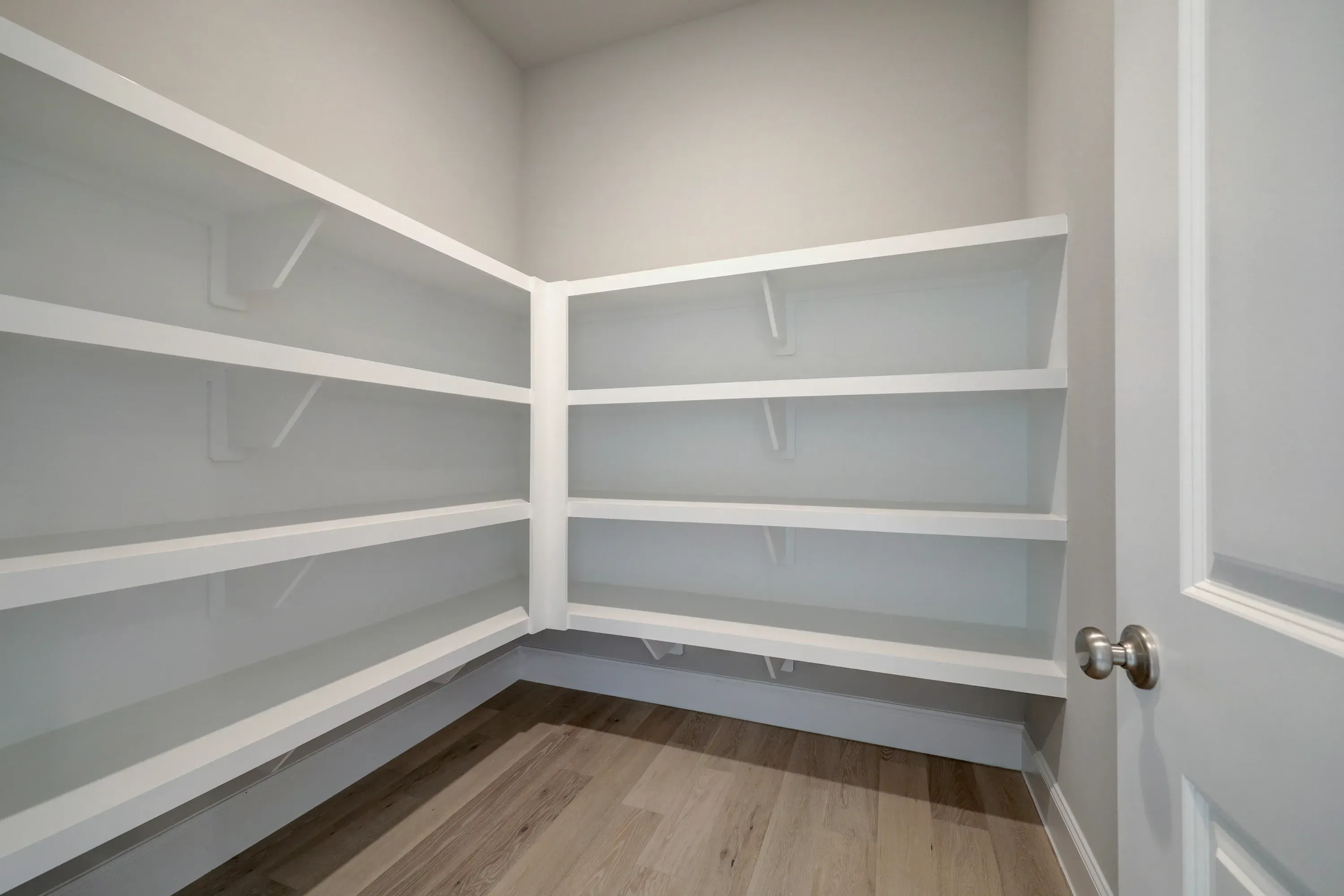 Plan 6025 pantry