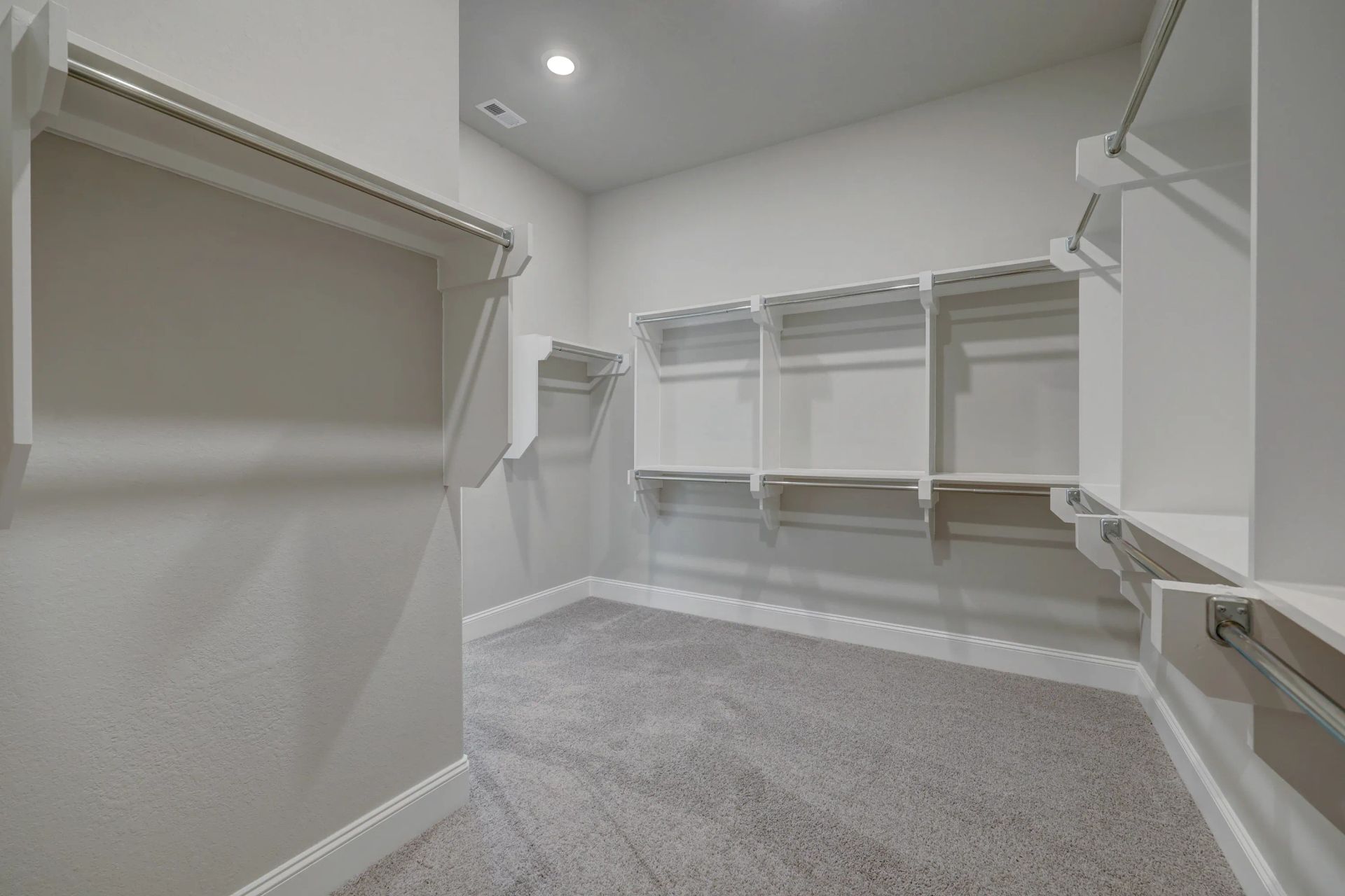 Plan 6025 closet