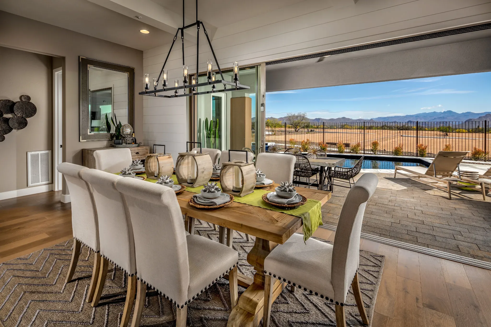 Cordoba Model Dining