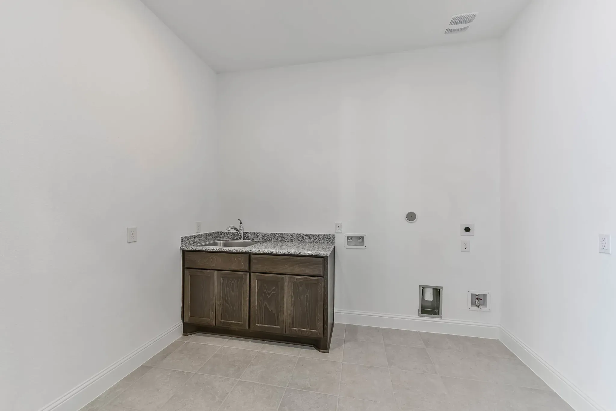 Plan 6040 laundry