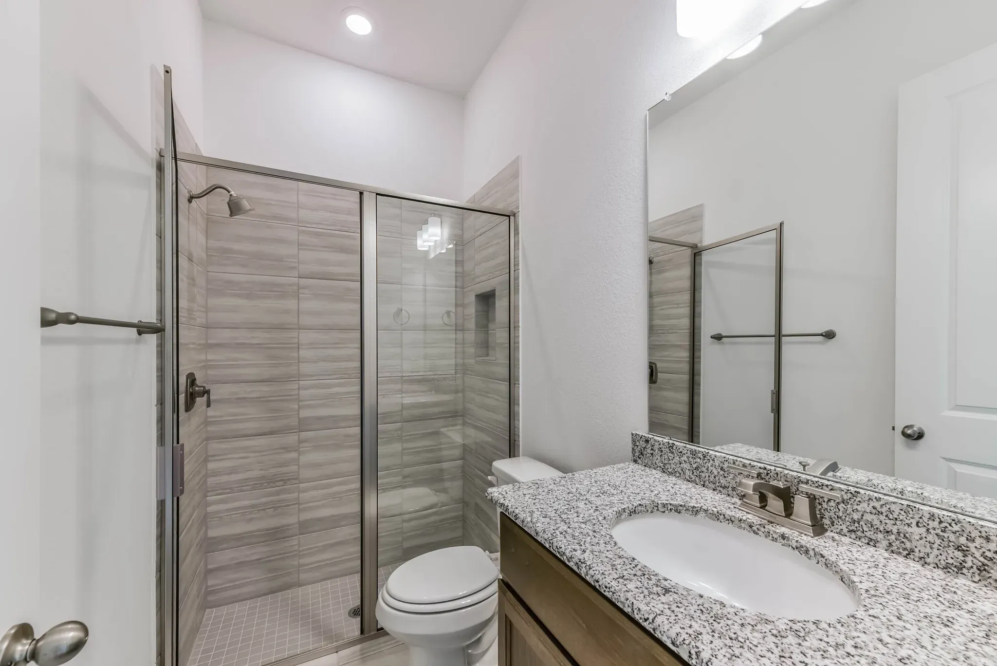 Plan 6040 bath 2