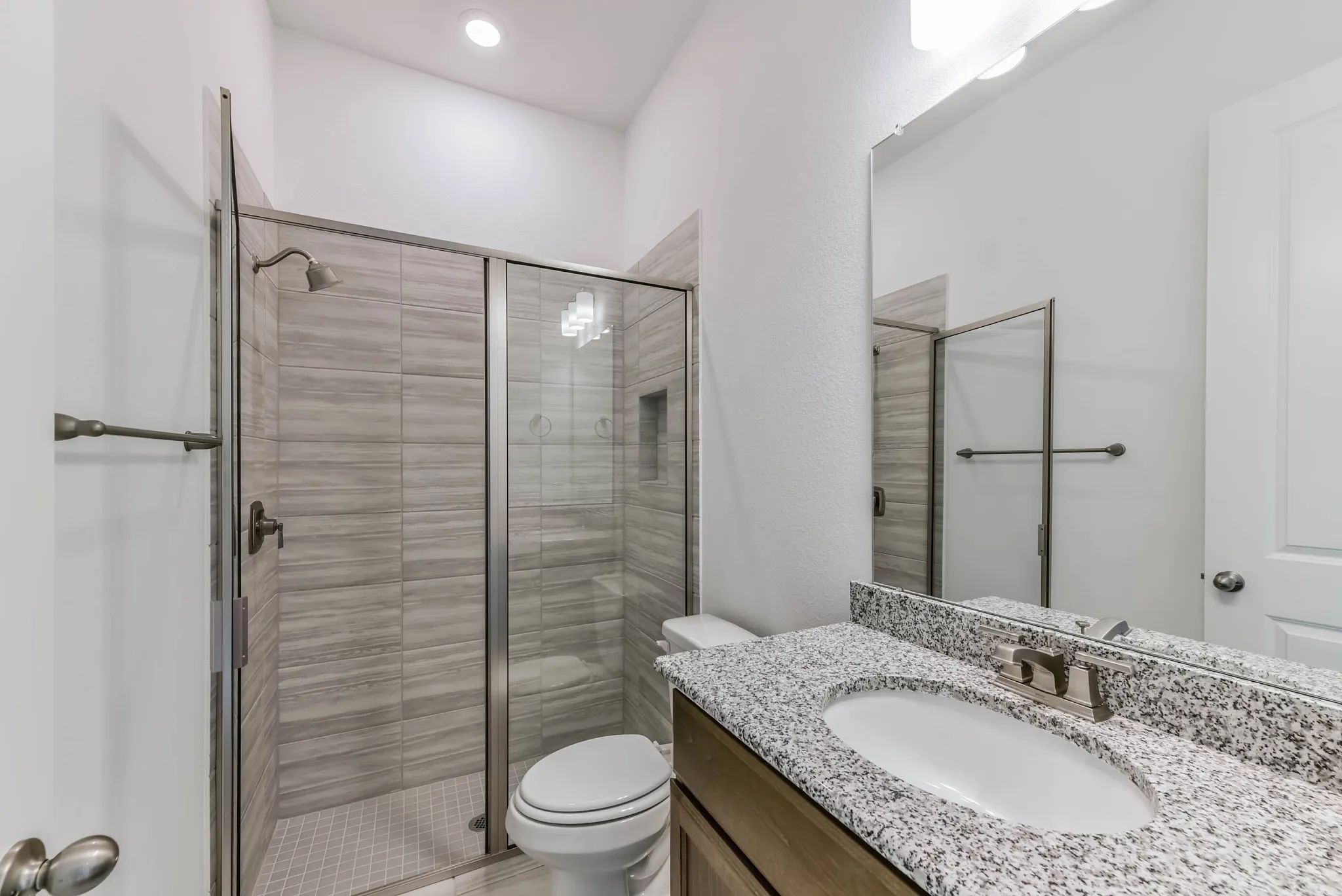 Plan 6040 bath 2