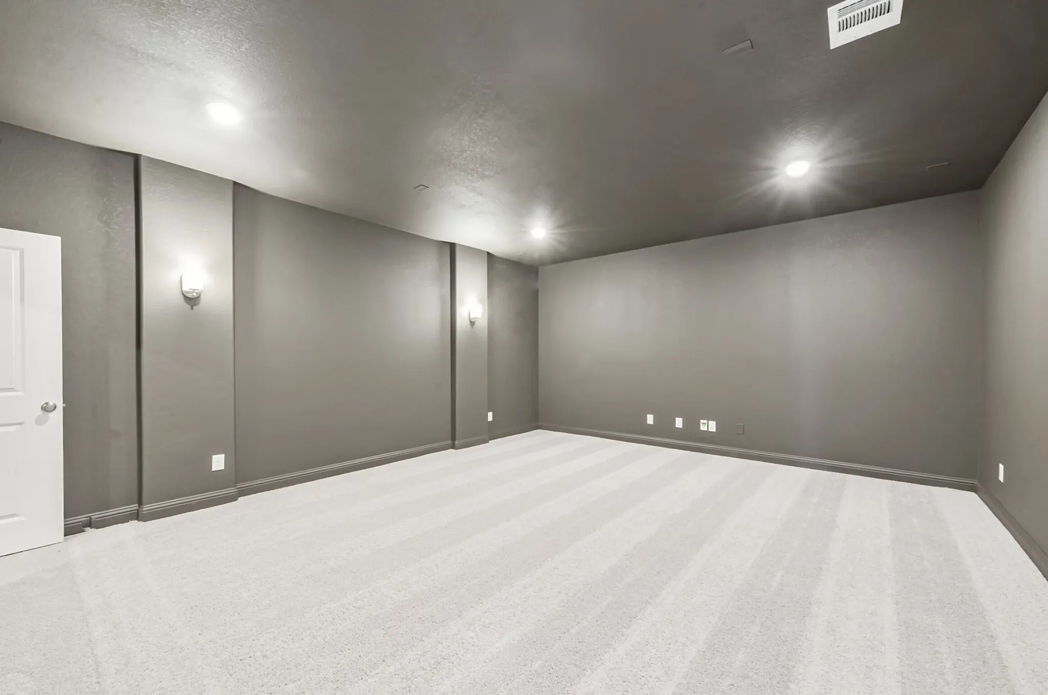 Plan 6040 optional media room