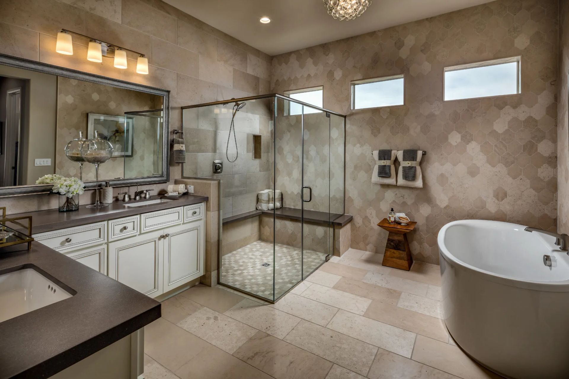 Latigo Model Master Bath