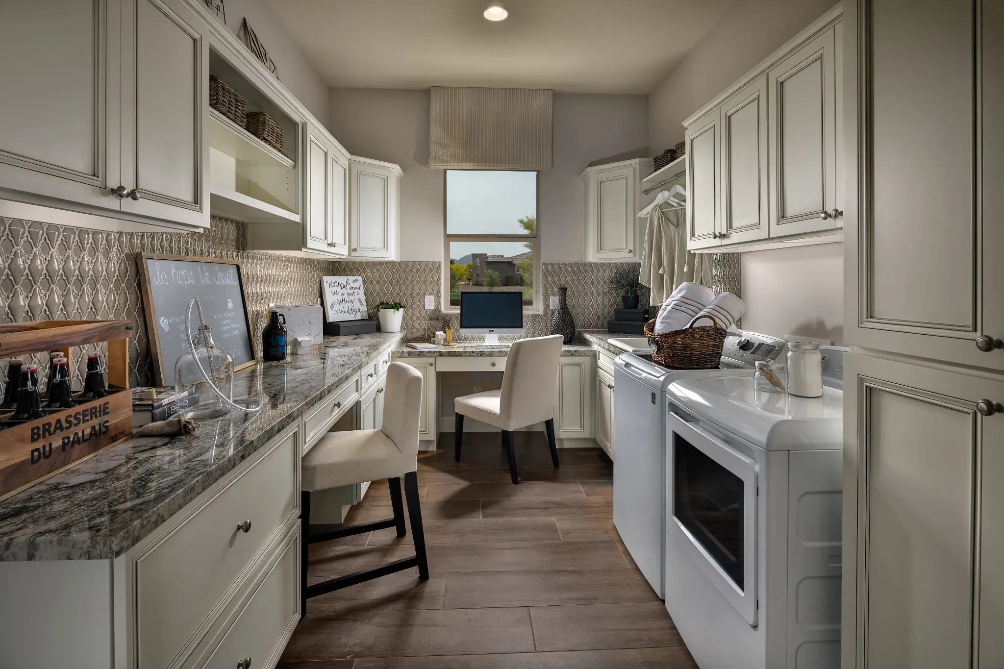 Latigo Model SmartSpace