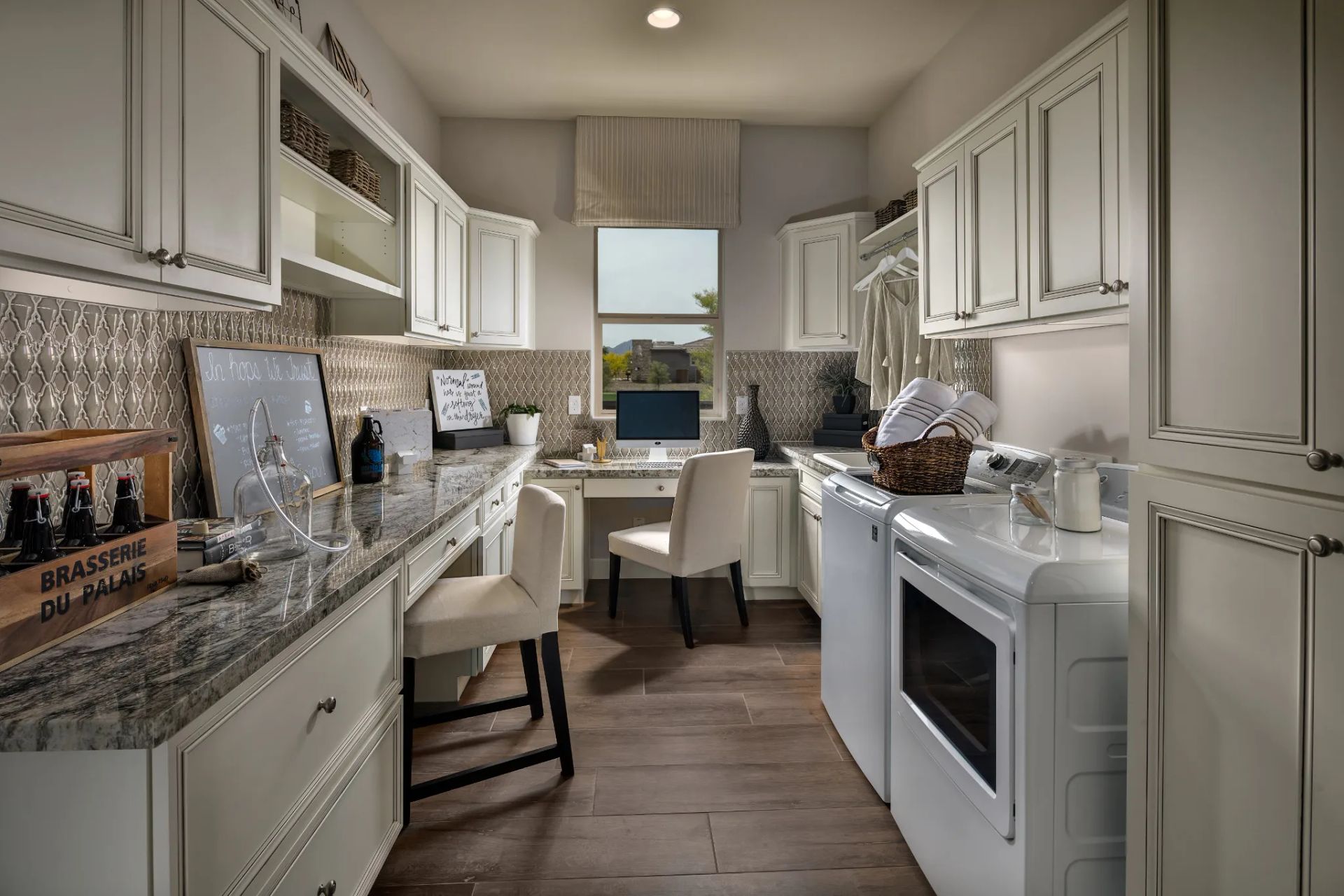 Latigo Model SmartSpace