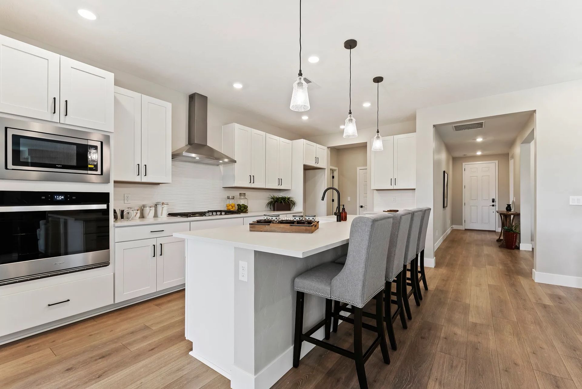 Reunion Kitchen
