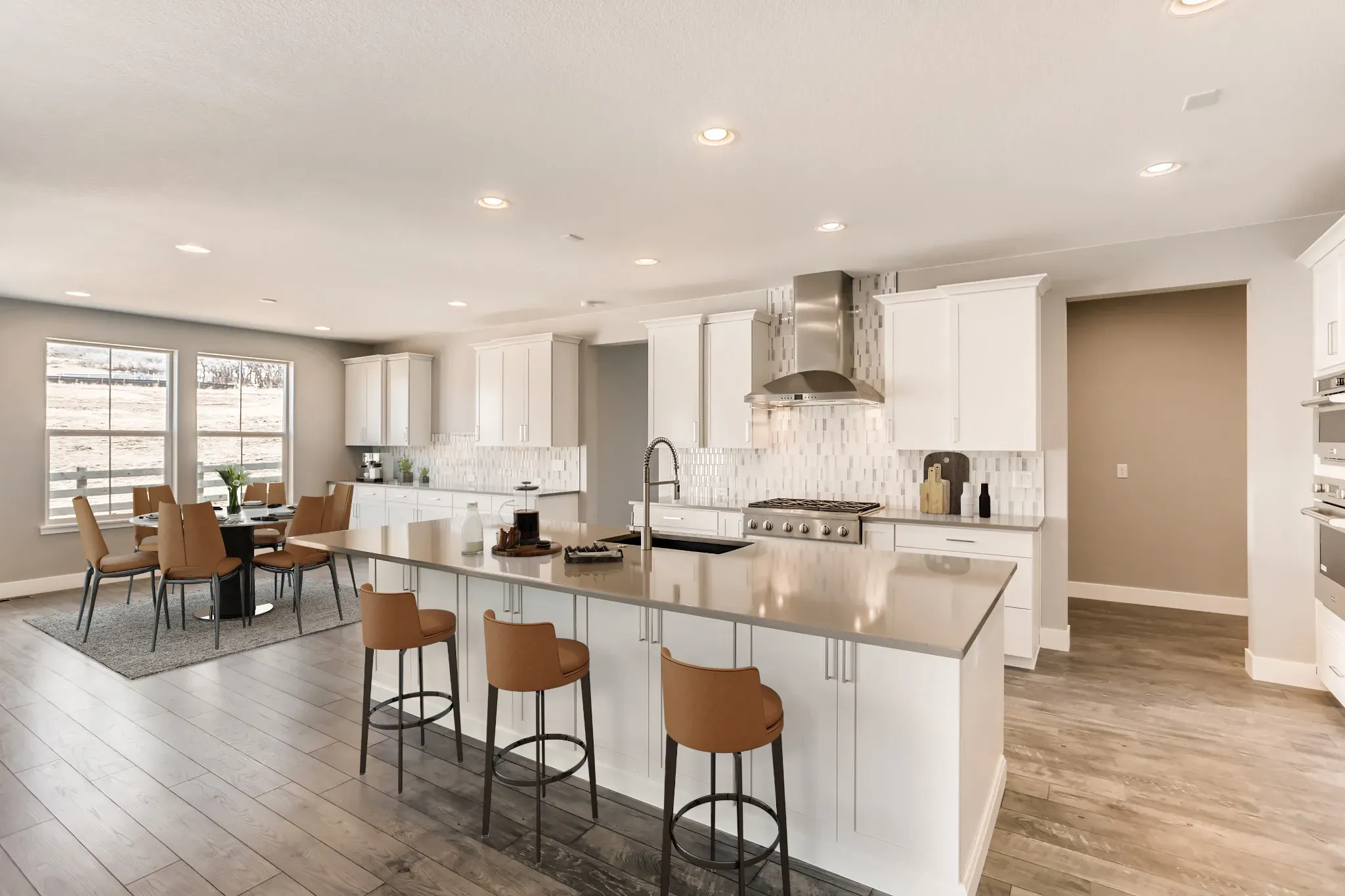 Stratton Kitchen + Dining