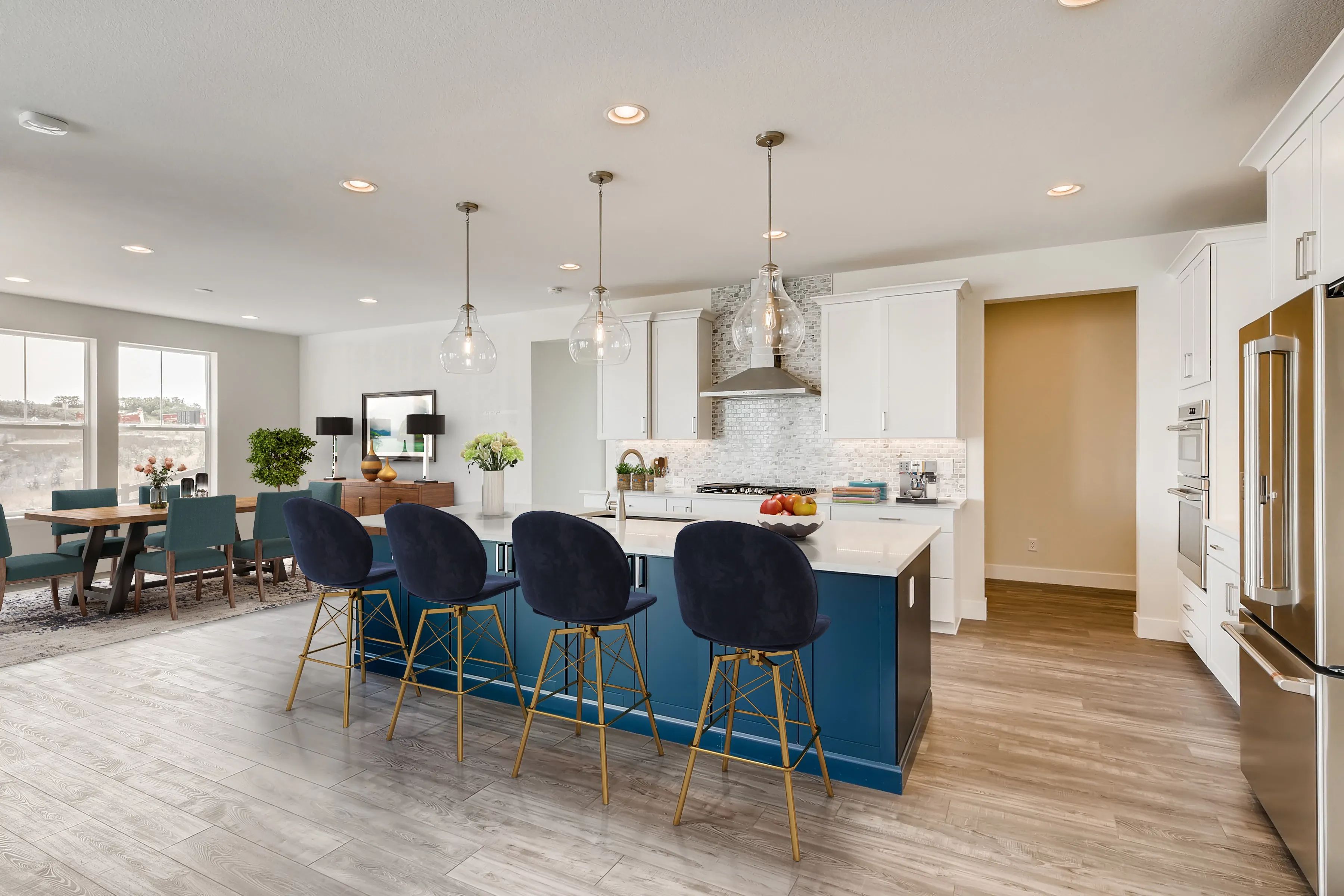 Stratton Kitchen + Dining