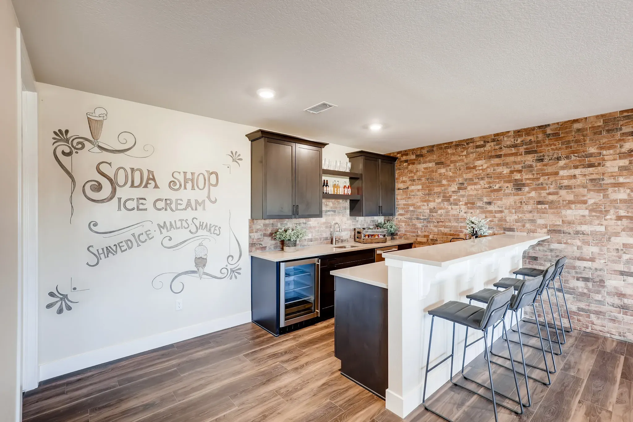 Finished Basement Wet Bar