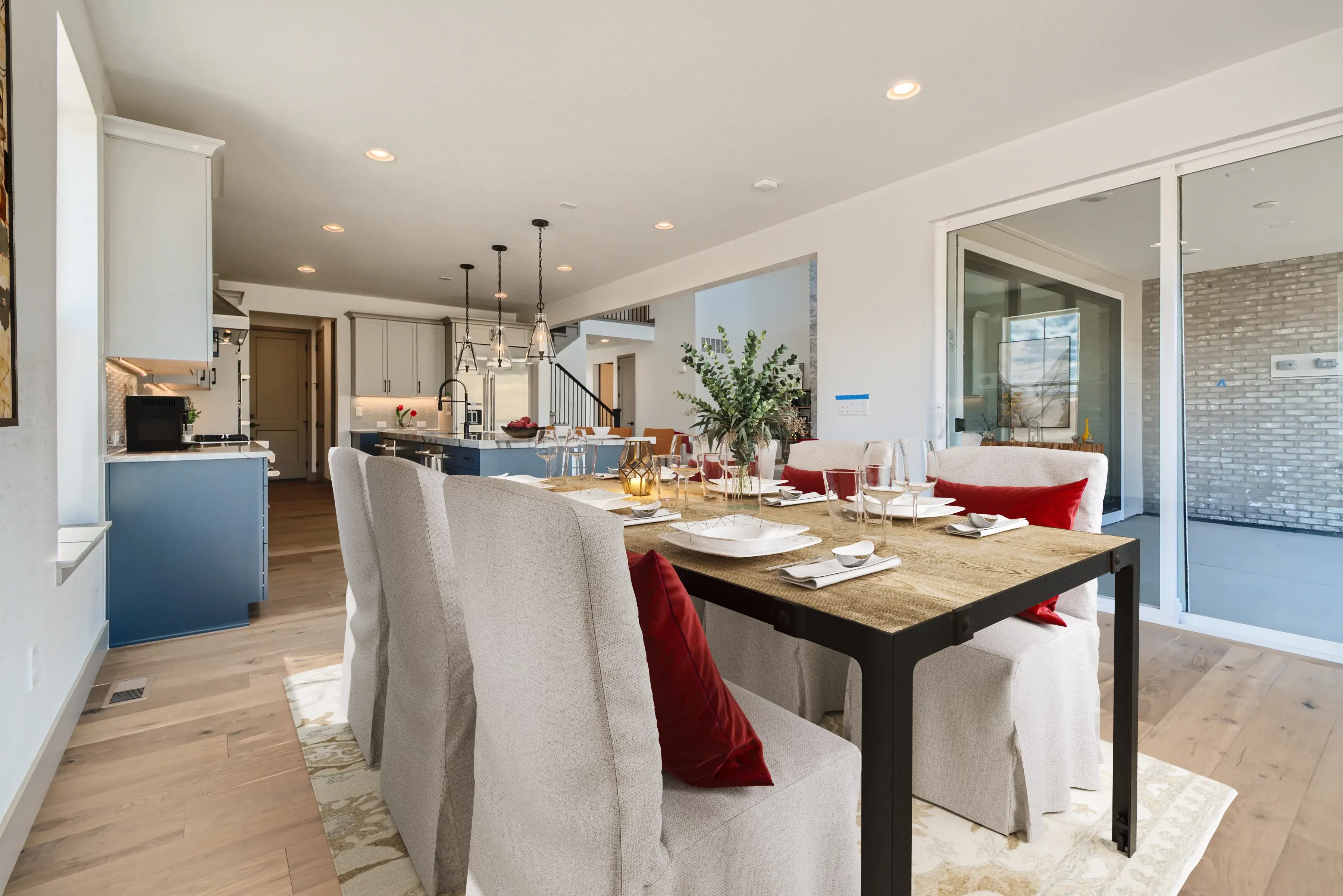 The Walton Model Dining - Virtually Staged