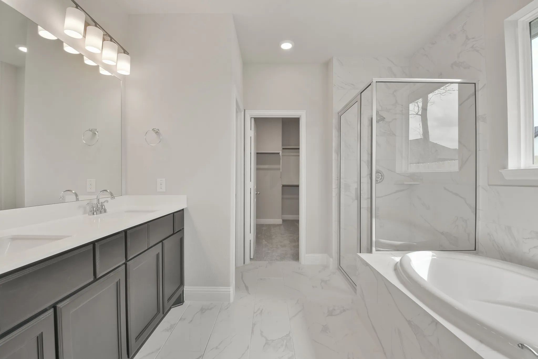 Plan 3049 primary bath