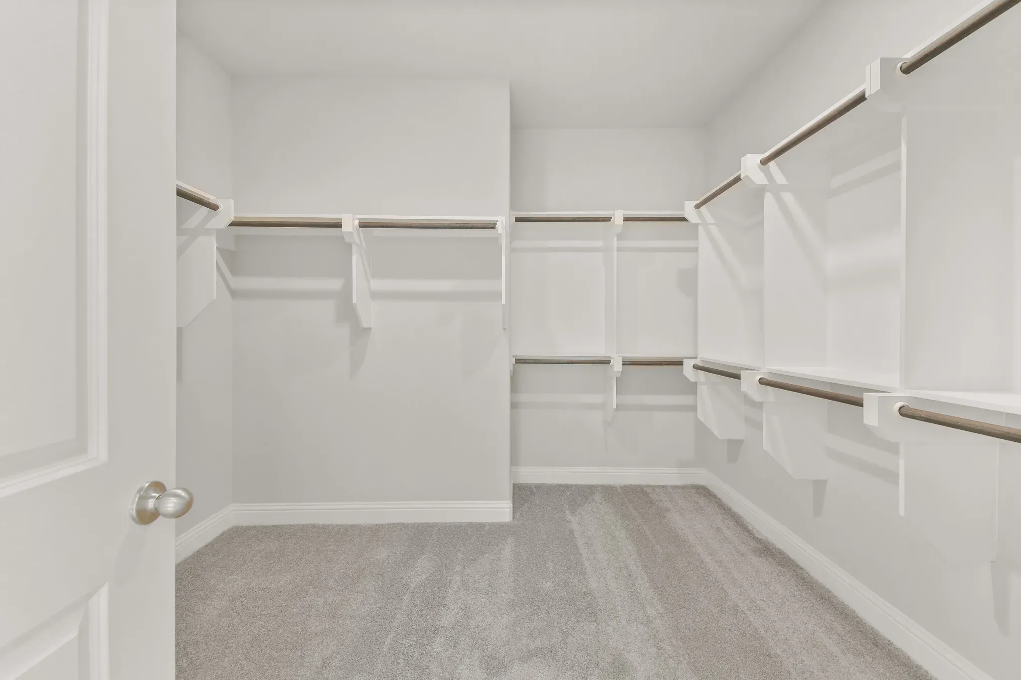 Plan 3049 closet