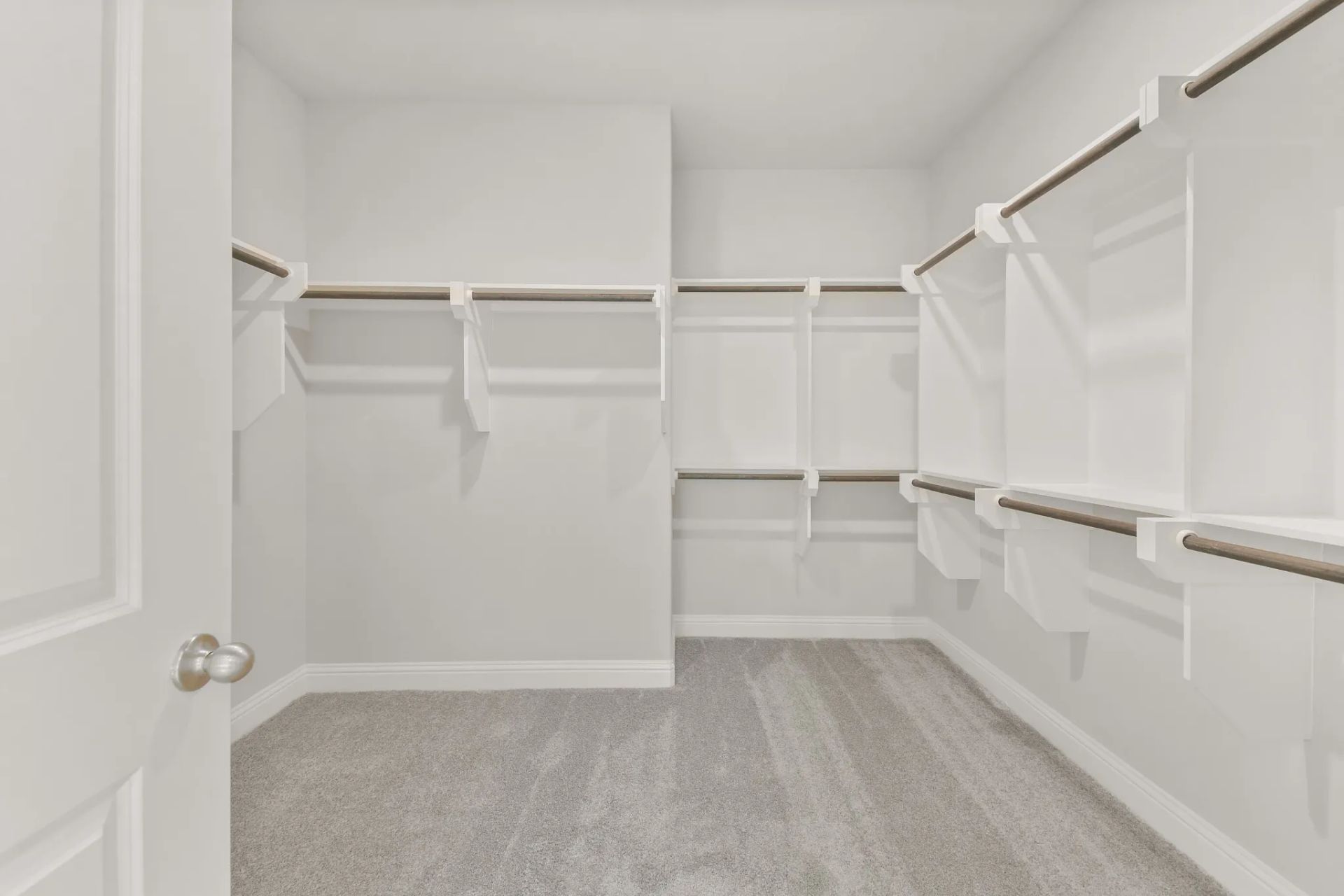 Plan 3049 closet