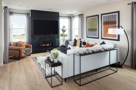 Lola Model Great Room