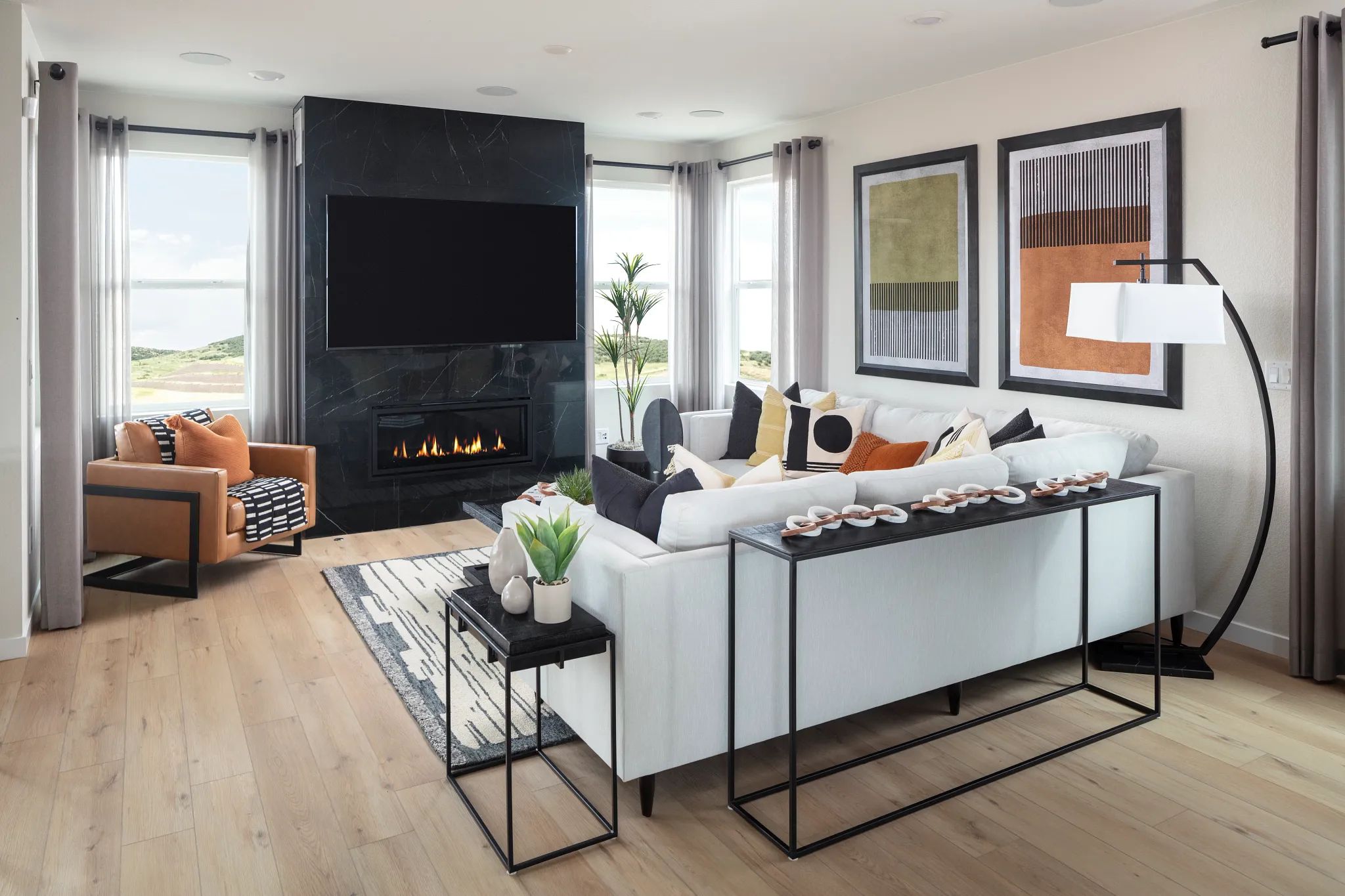 Lola Model Great Room