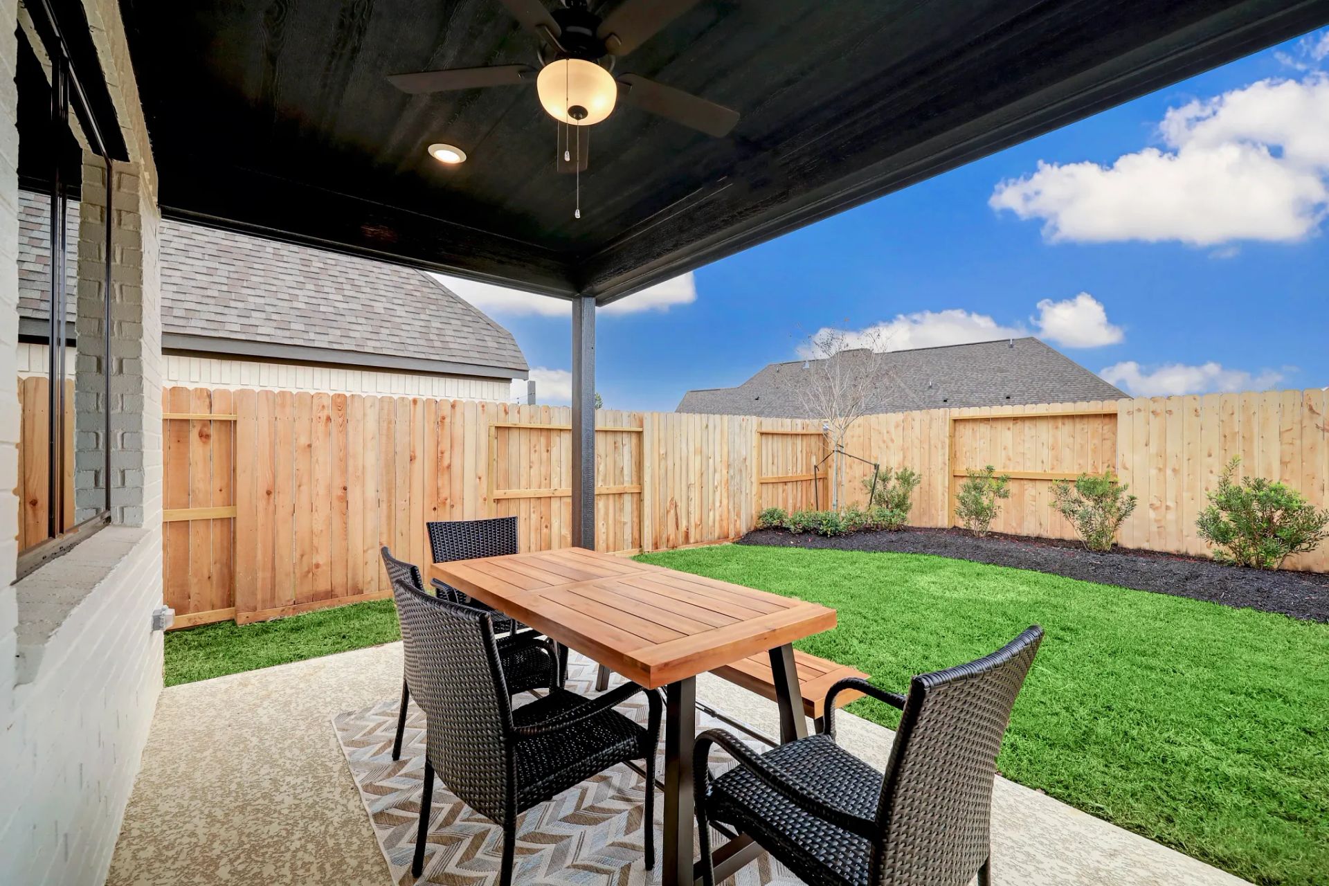 Plan 3059 patio - staged