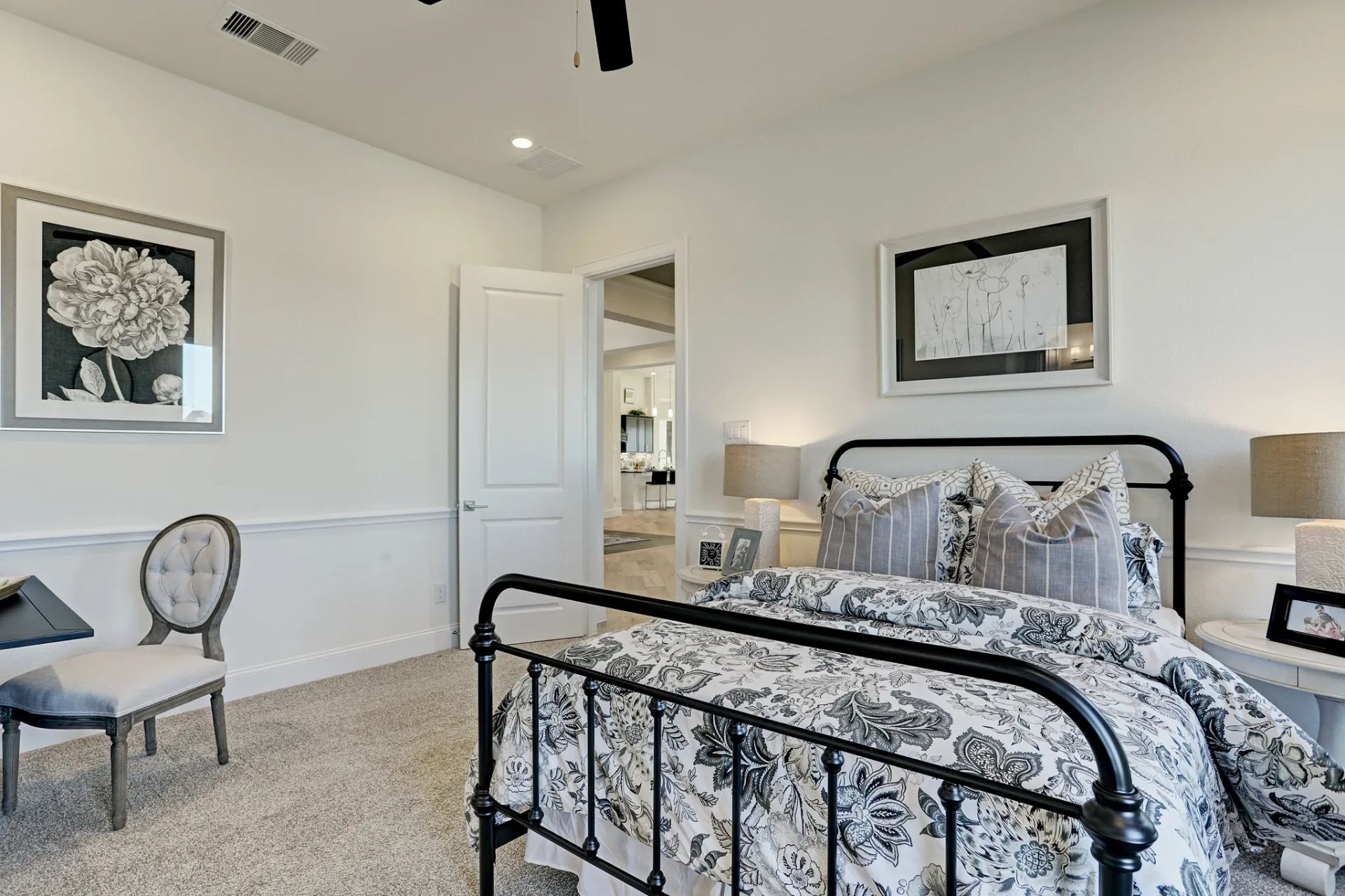 Plan 6015 bed 2 - staged