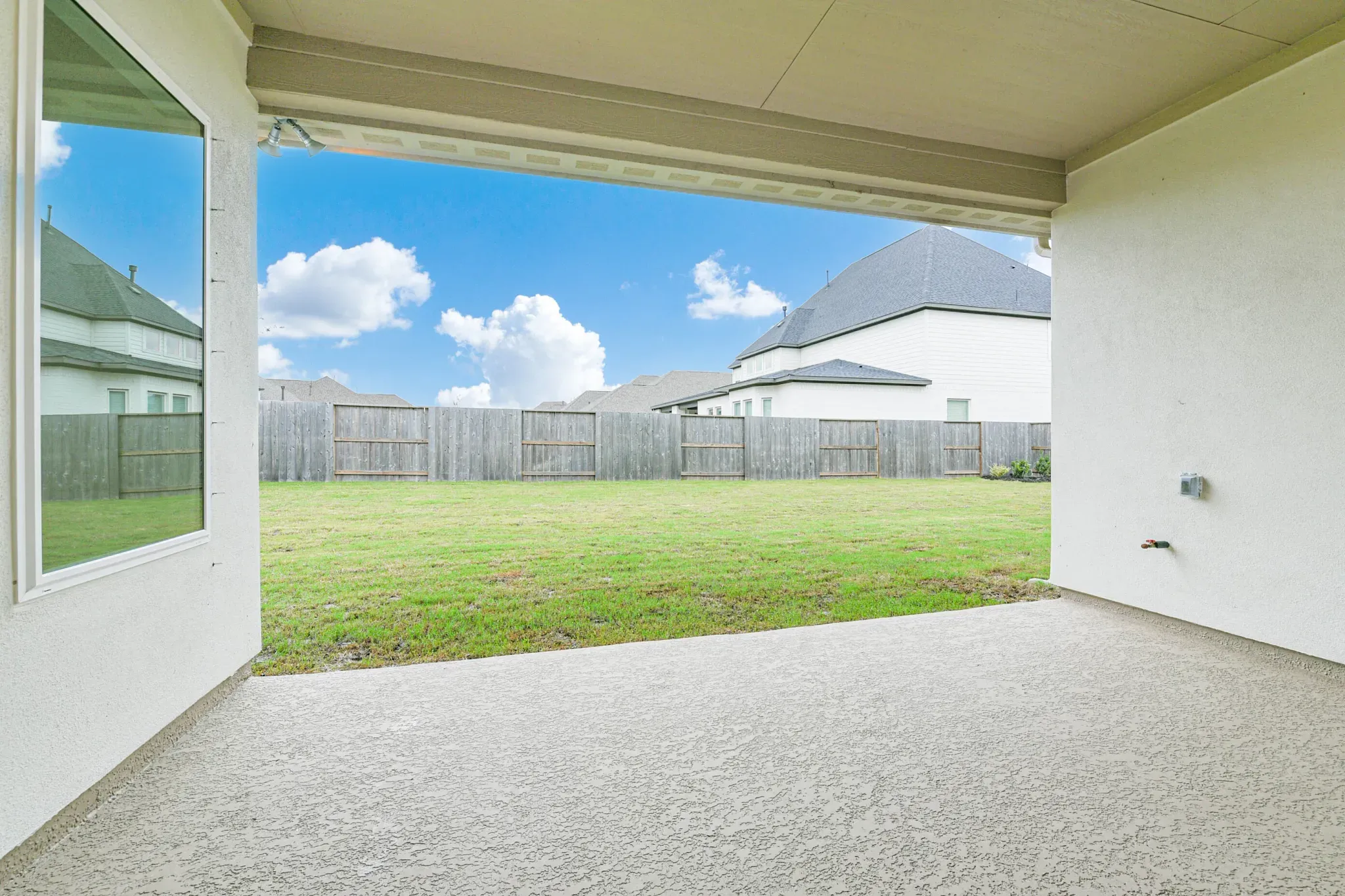 Plan 6005 patio