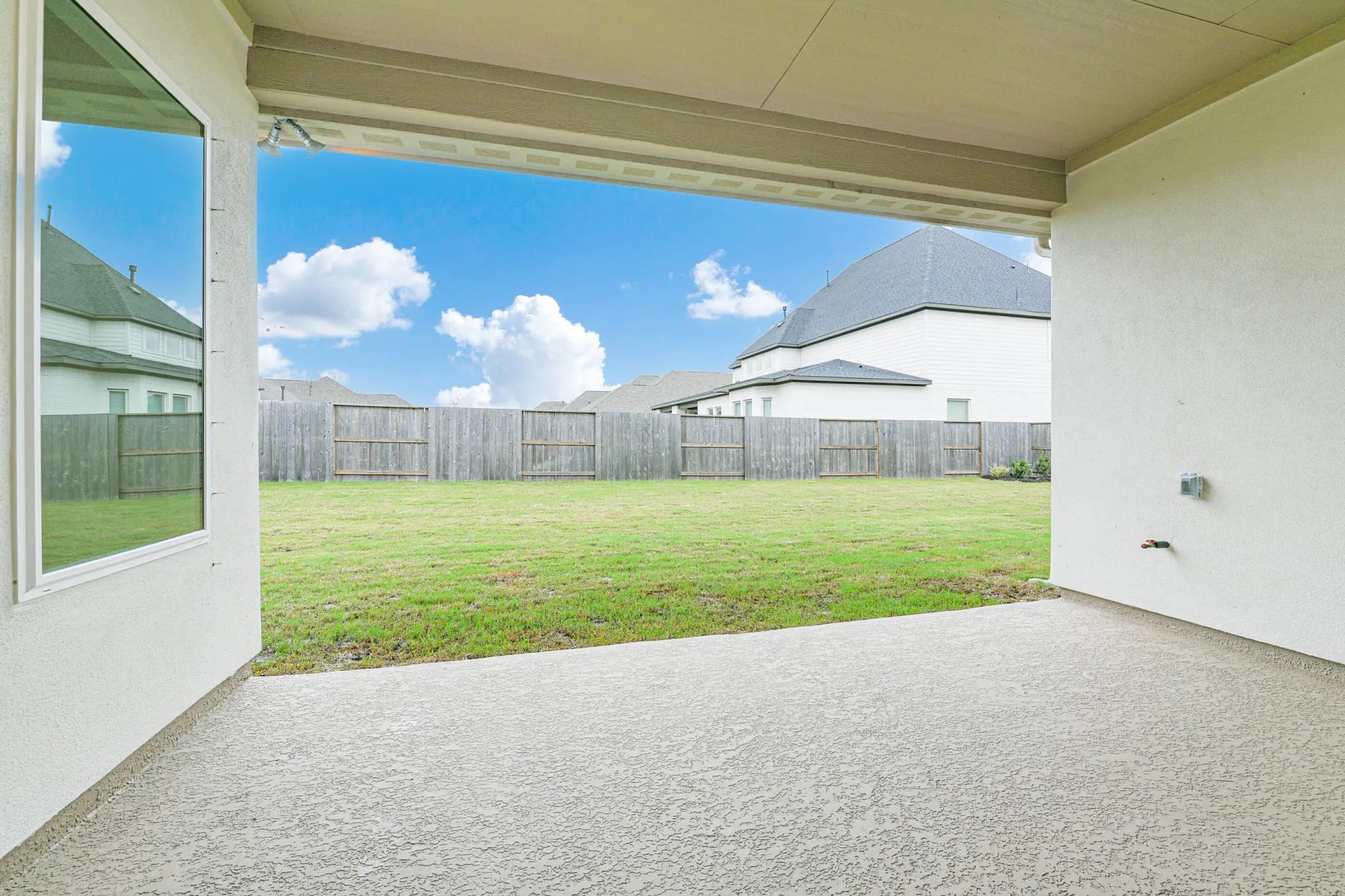 Plan 6005 patio
