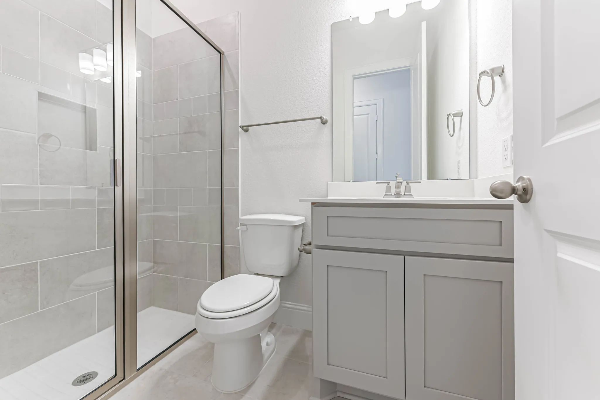 Plan 6005 bath 3