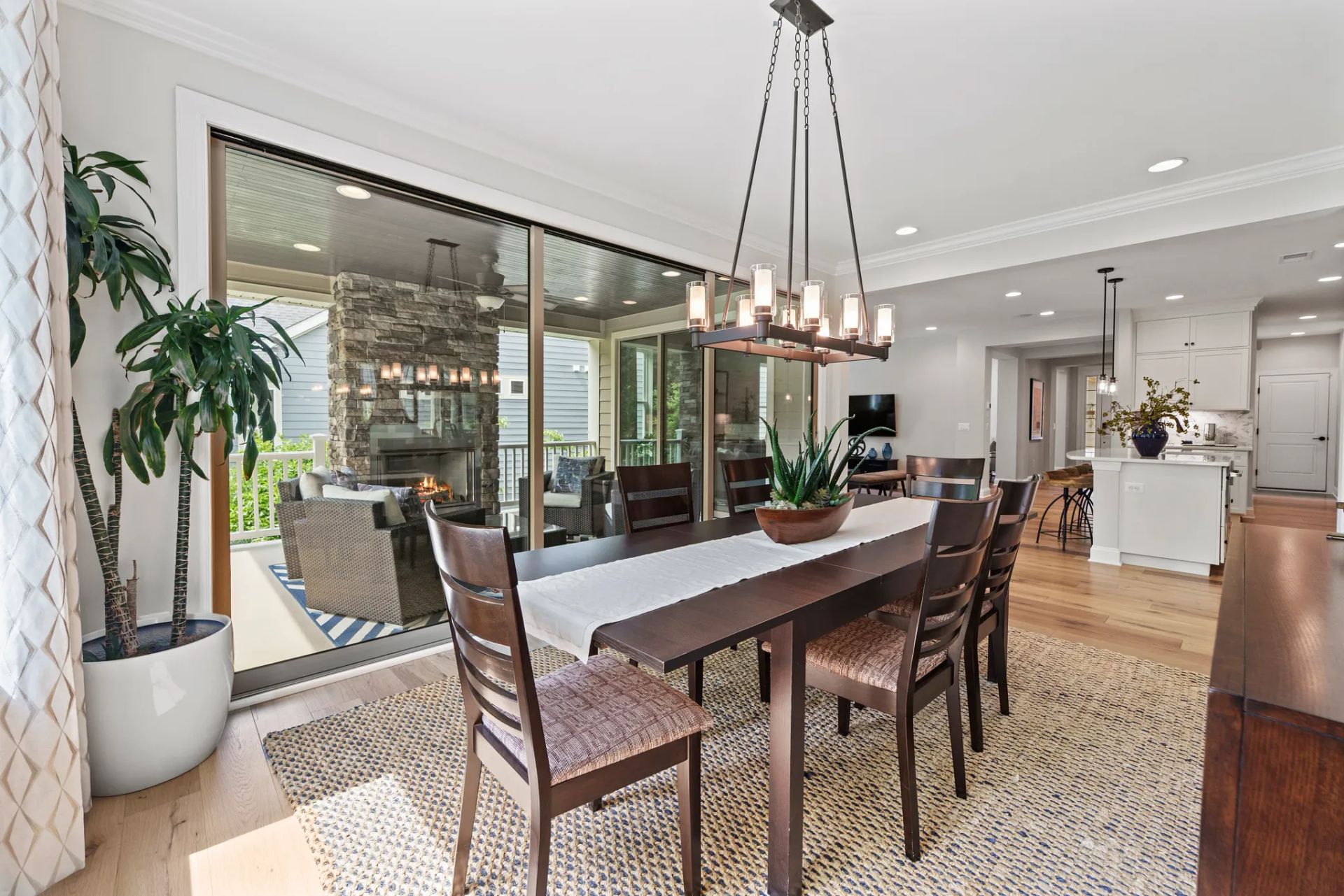 Model Home Dining