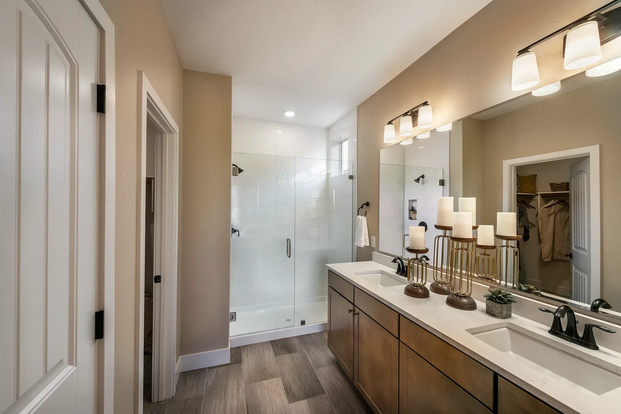 Model Home Primary Bath