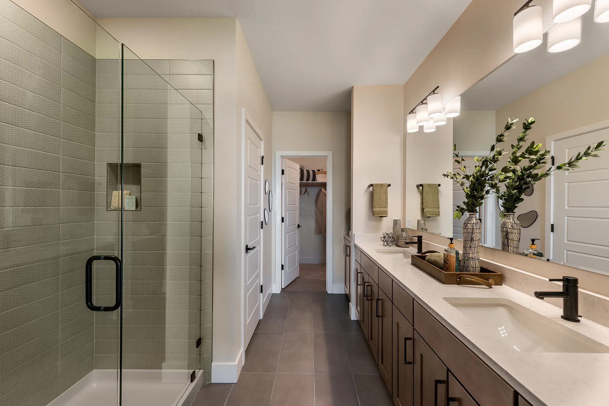 Model Home Primary Bath