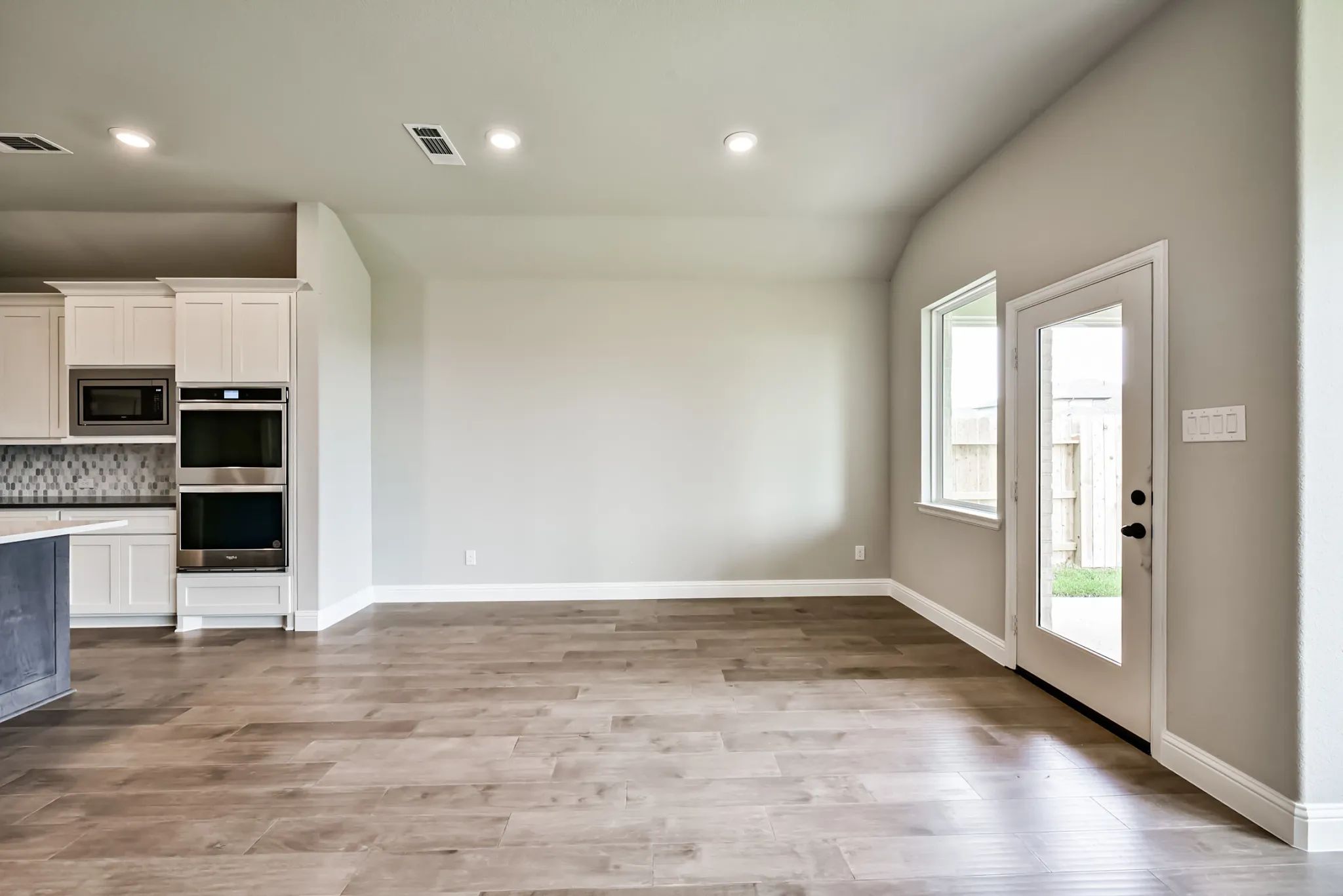 Plan 4039 dining