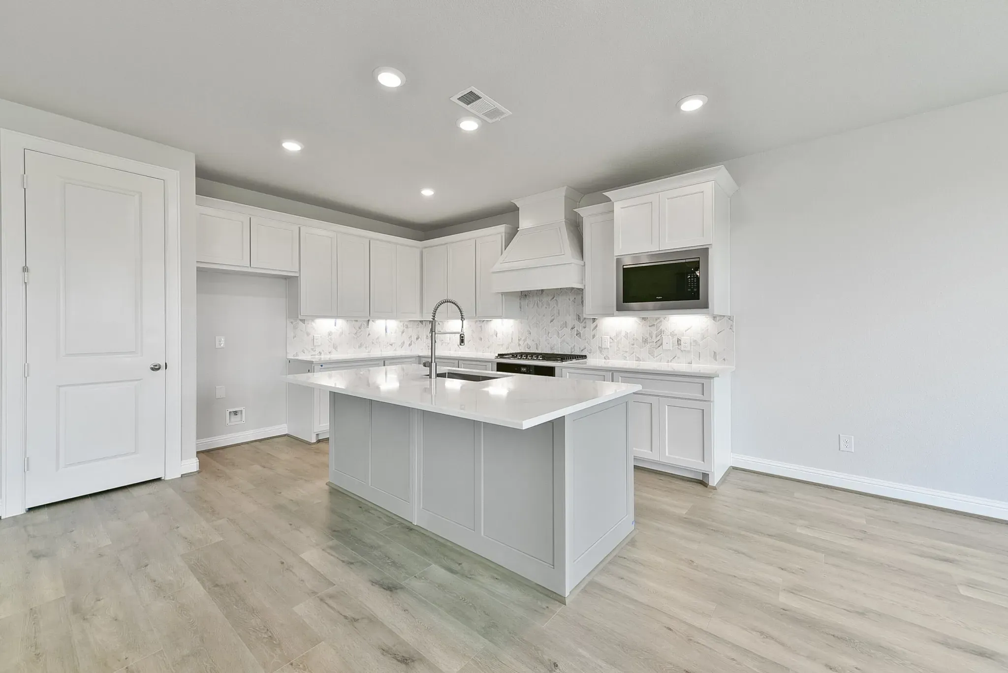 Plan 3069 kitchen
