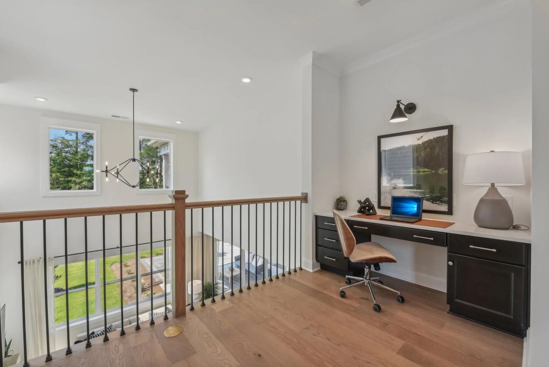 Logan Model Loft, Windell Woods