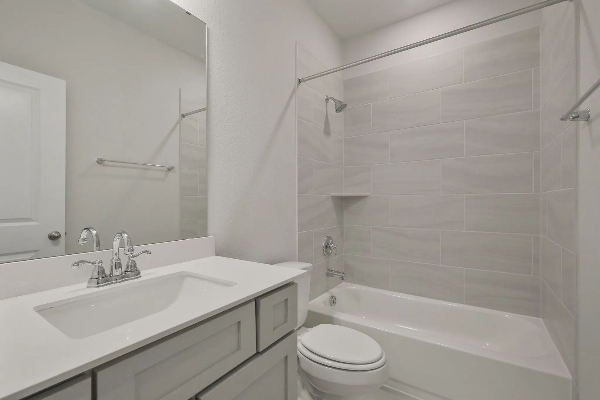 Plan 3039 bath 3
