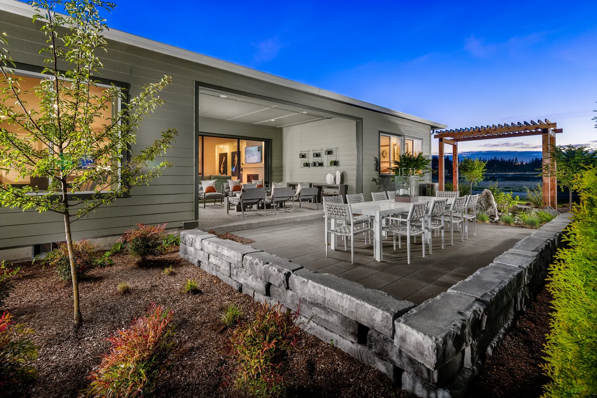 Backyard of Proclaim Model at Verterra
