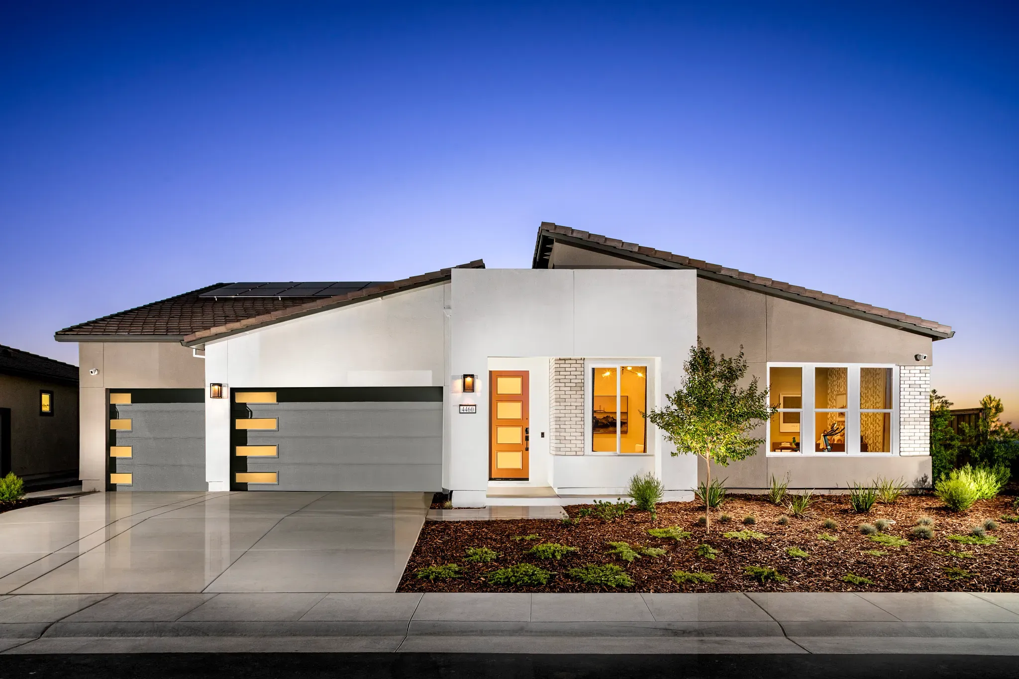 Exterior of Pinnacle Model Home