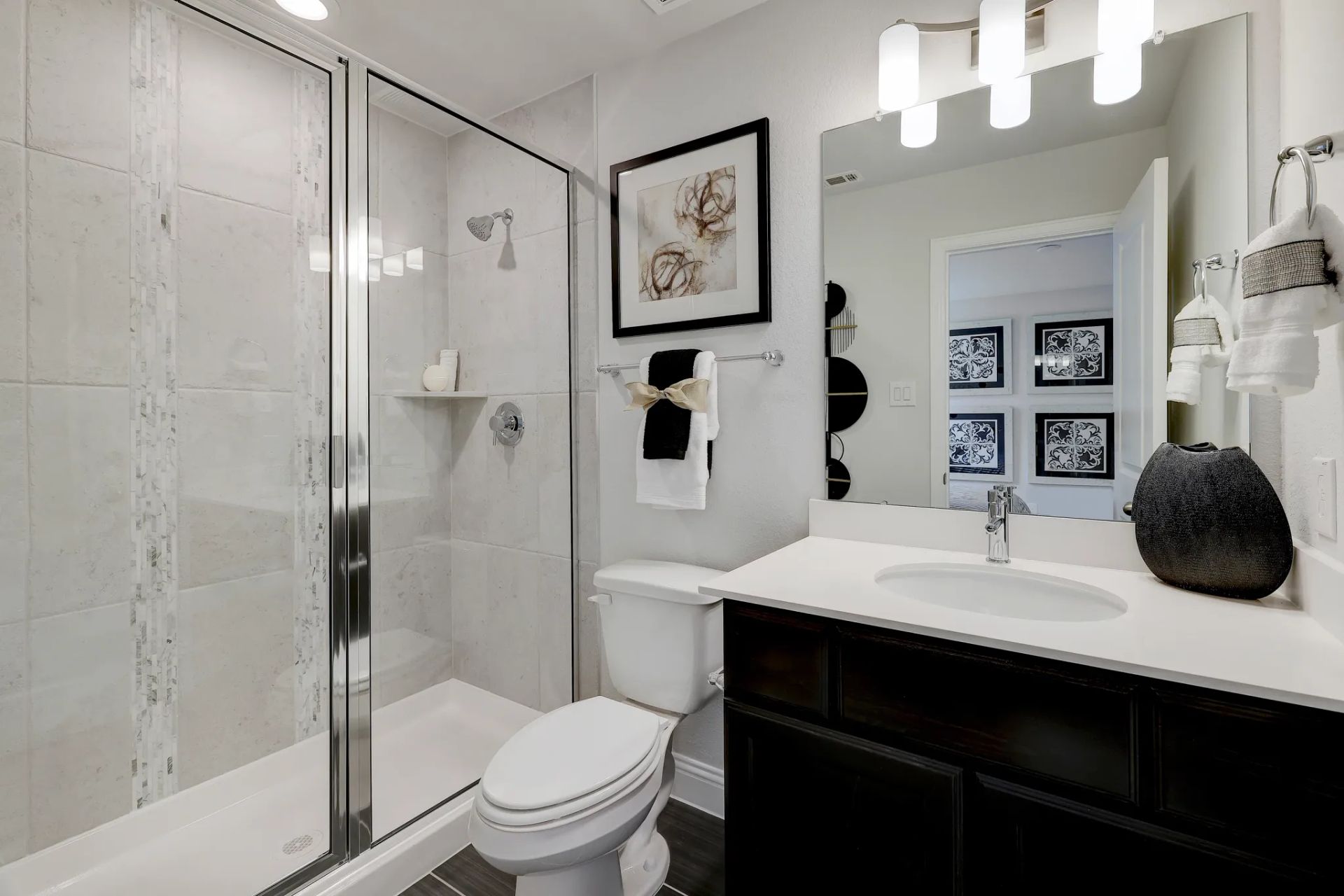 Homesite 0108 Bath 4 - Staged