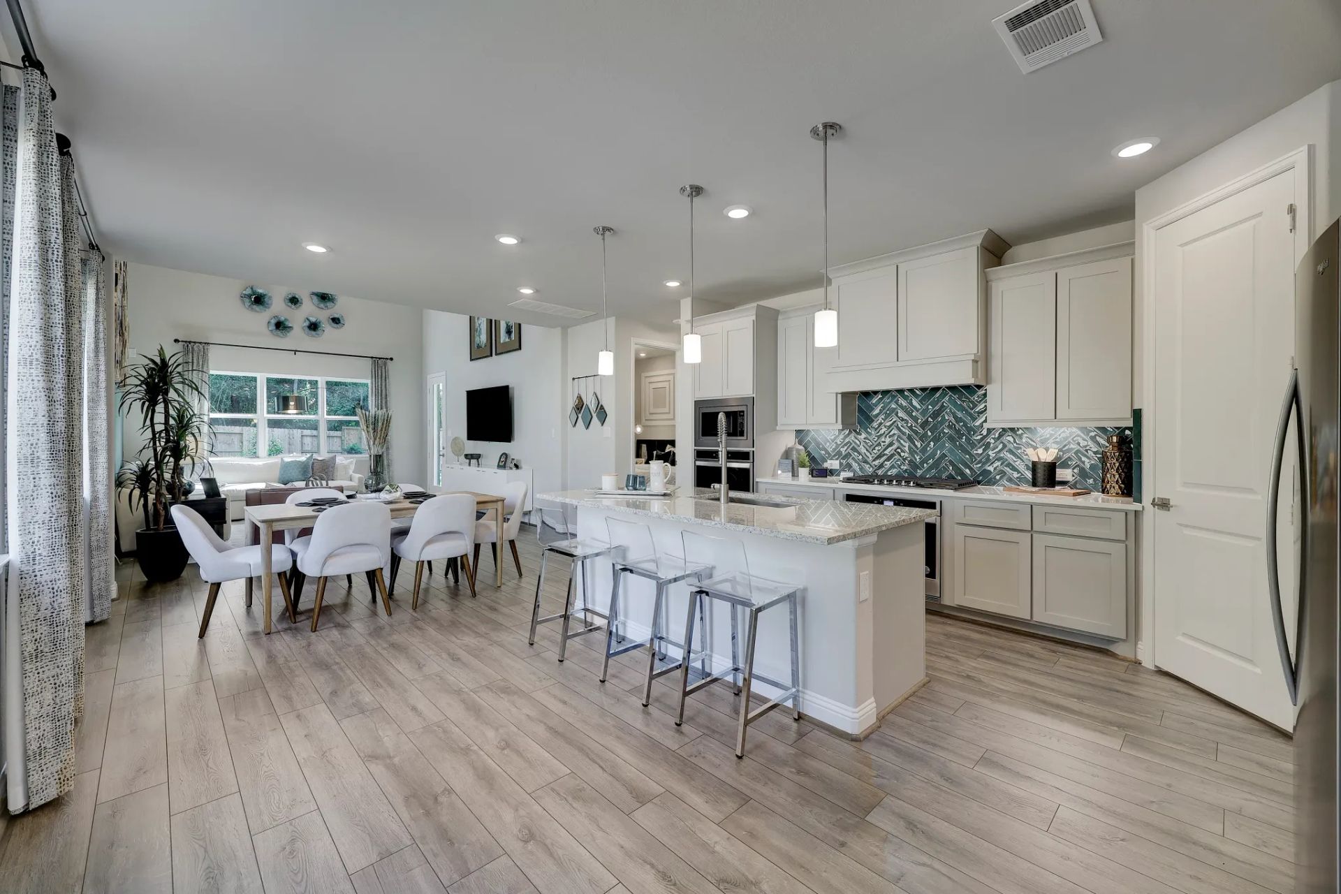 Plan 3079 kitchen - staged